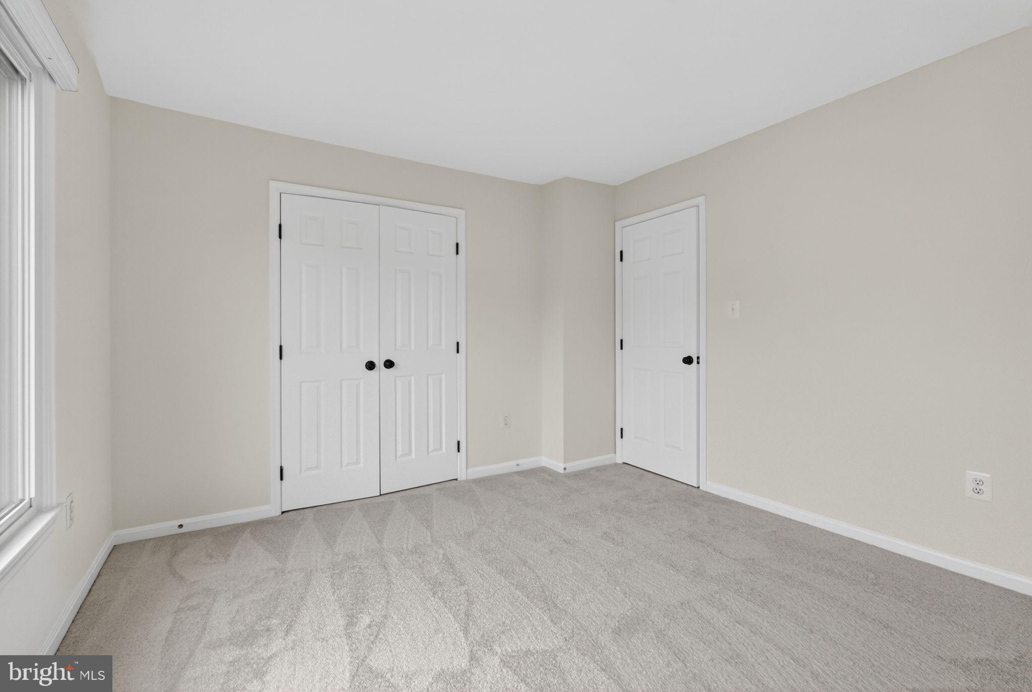 WILLOW PONDS - Residential