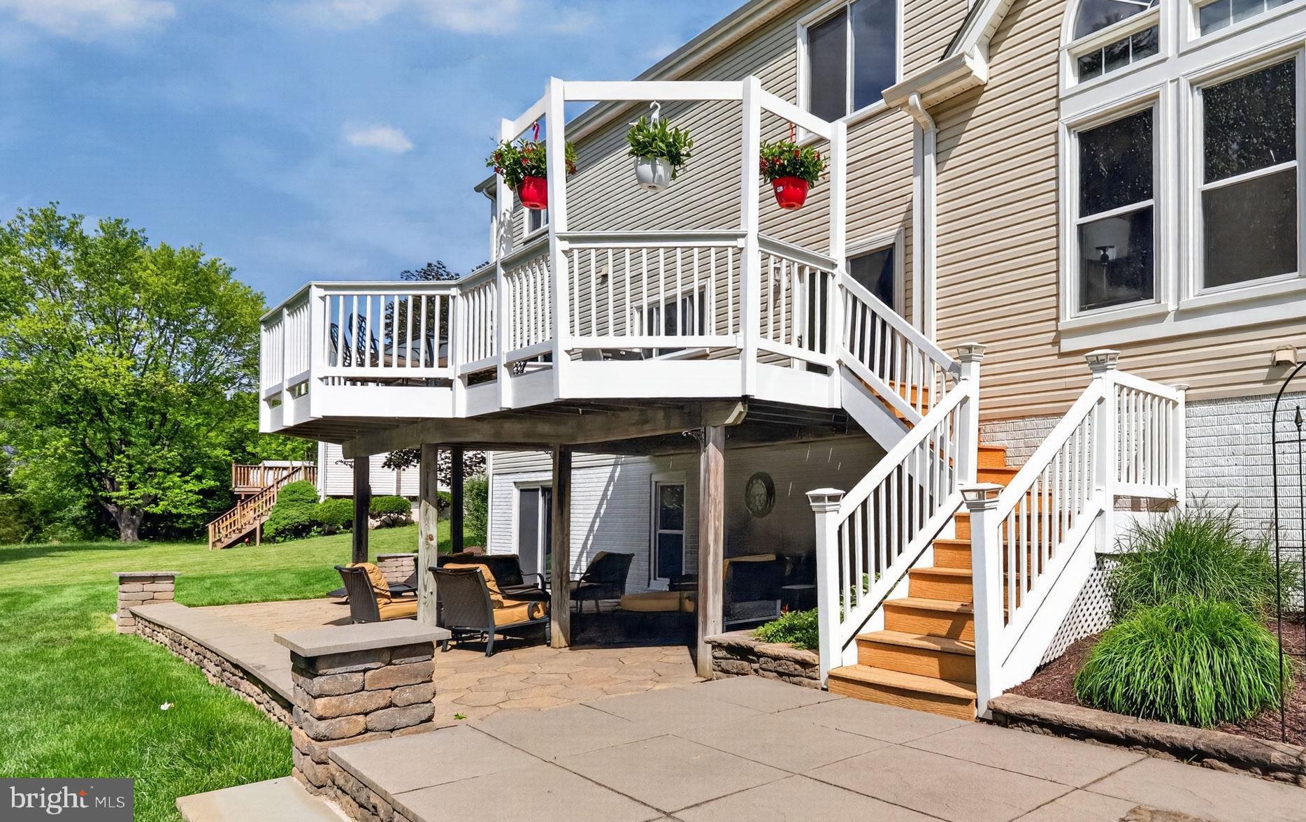 WILLOW PONDS - Residential