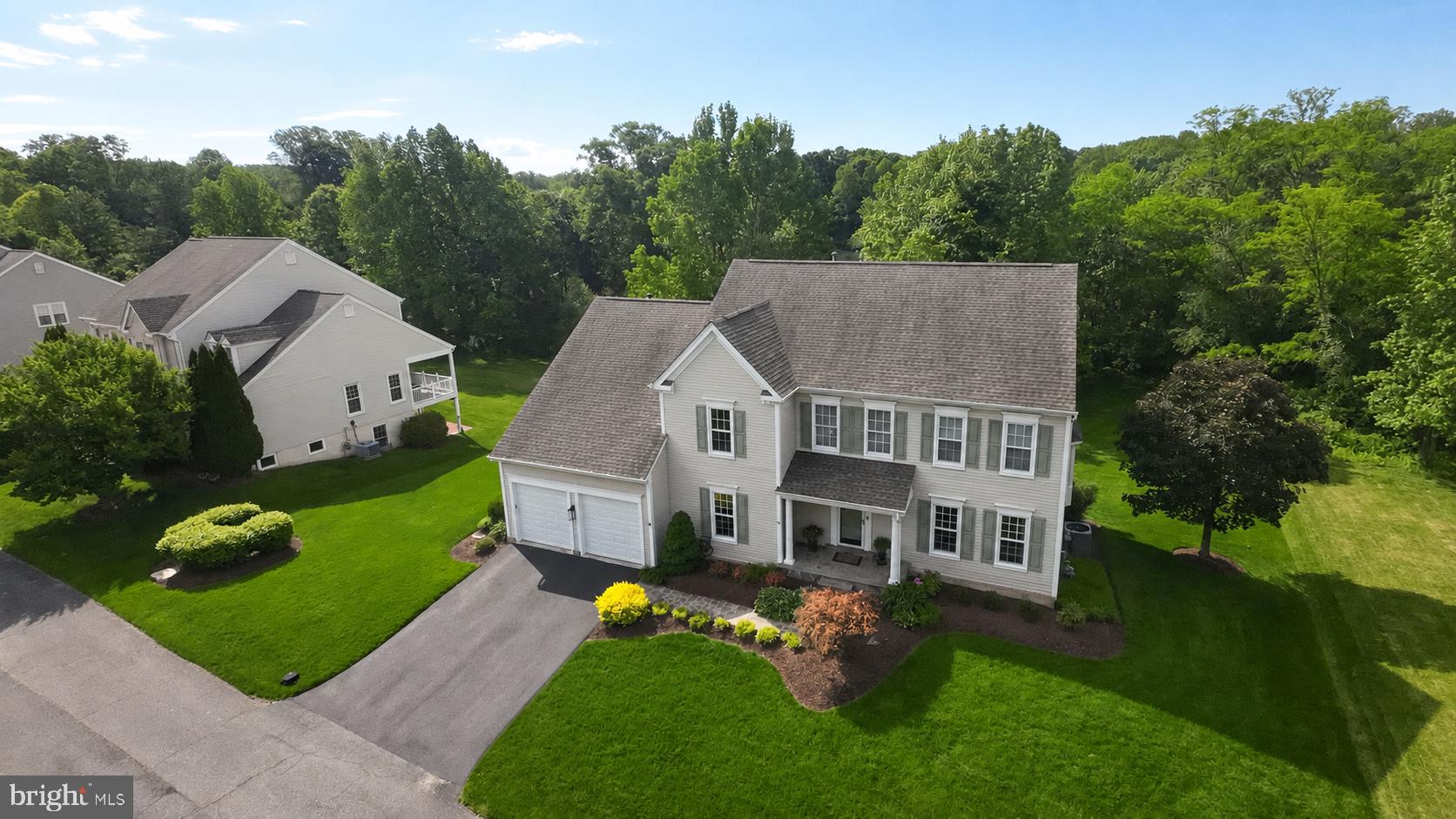 5126 MYRTLE LEAF DRIVE