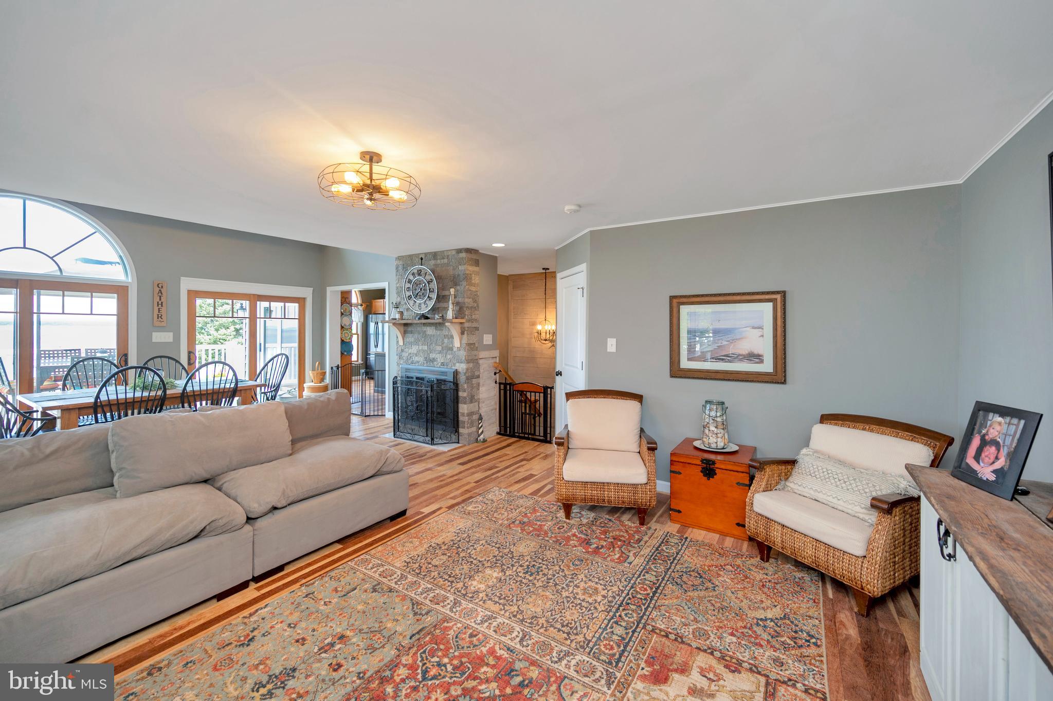 FAIRVIEW  BEACH - Residential