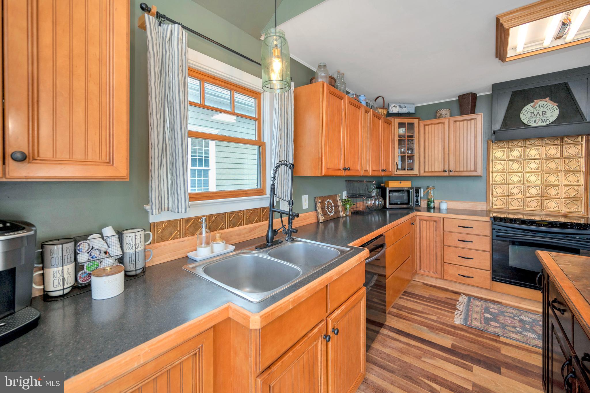 FAIRVIEW  BEACH - Residential