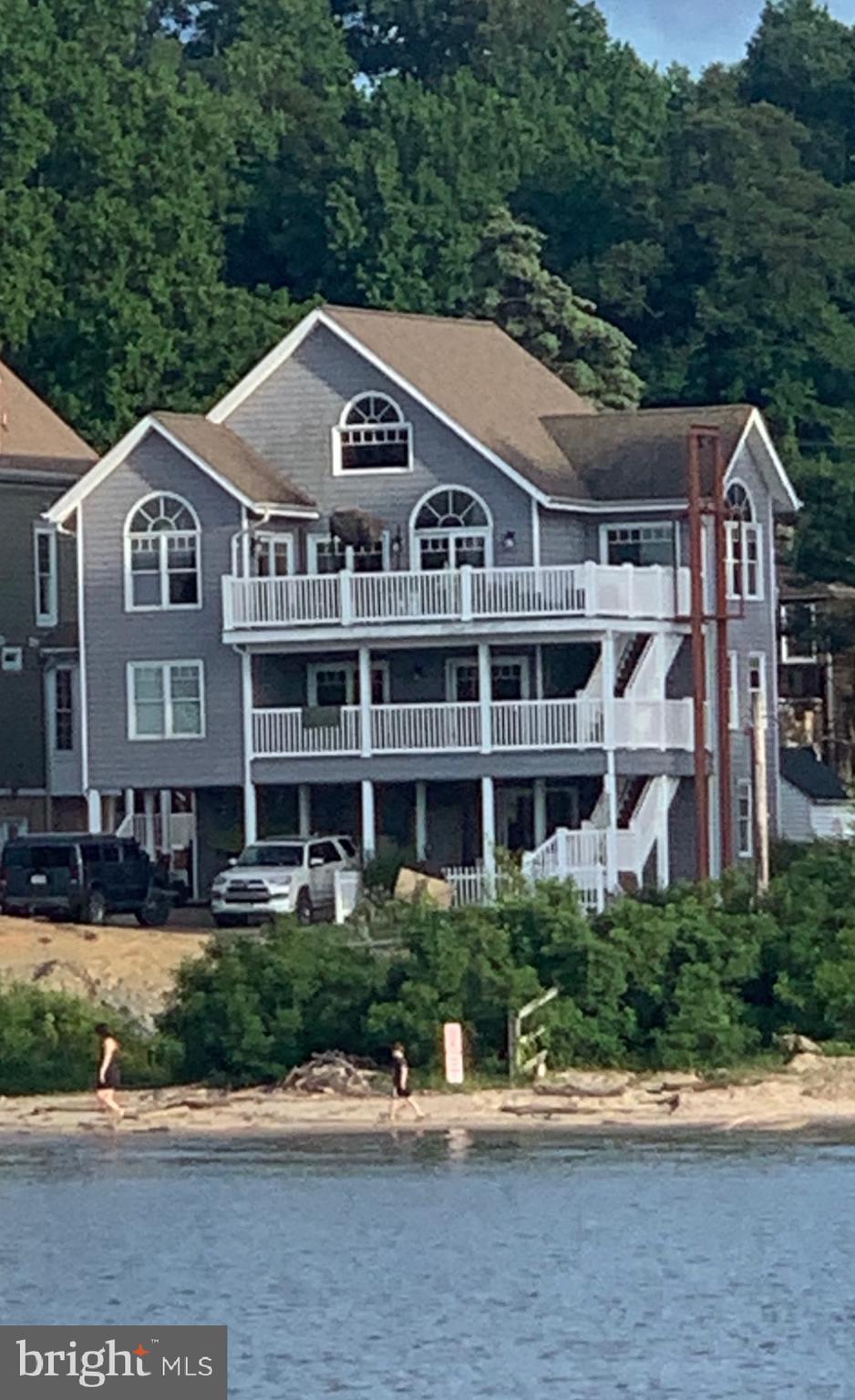 FAIRVIEW  BEACH - Residential