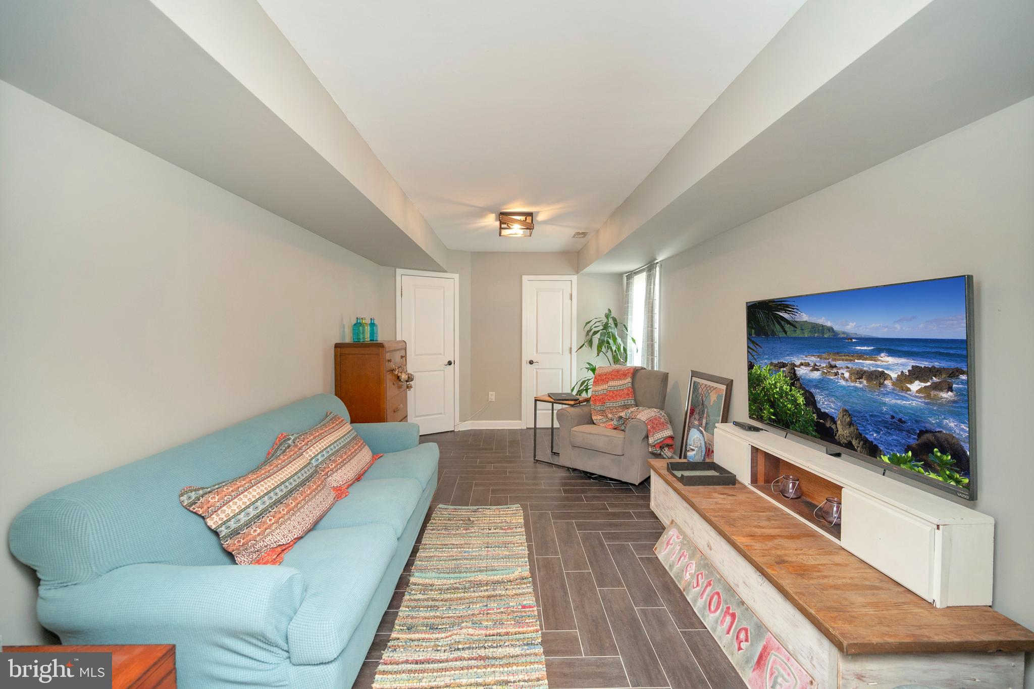 FAIRVIEW  BEACH - Residential