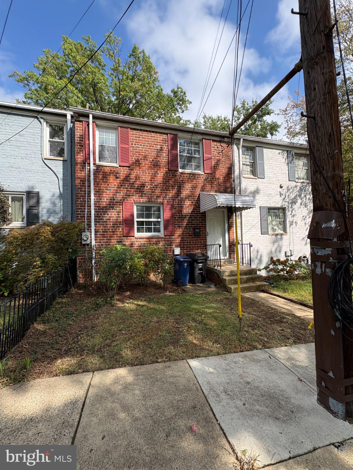221 ASPEN STREET