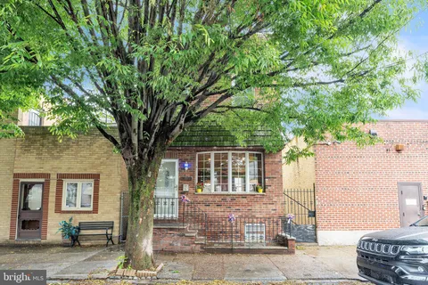 2609 E Monmouth Street, Philadelphia, PA MLS: PAPH2486430