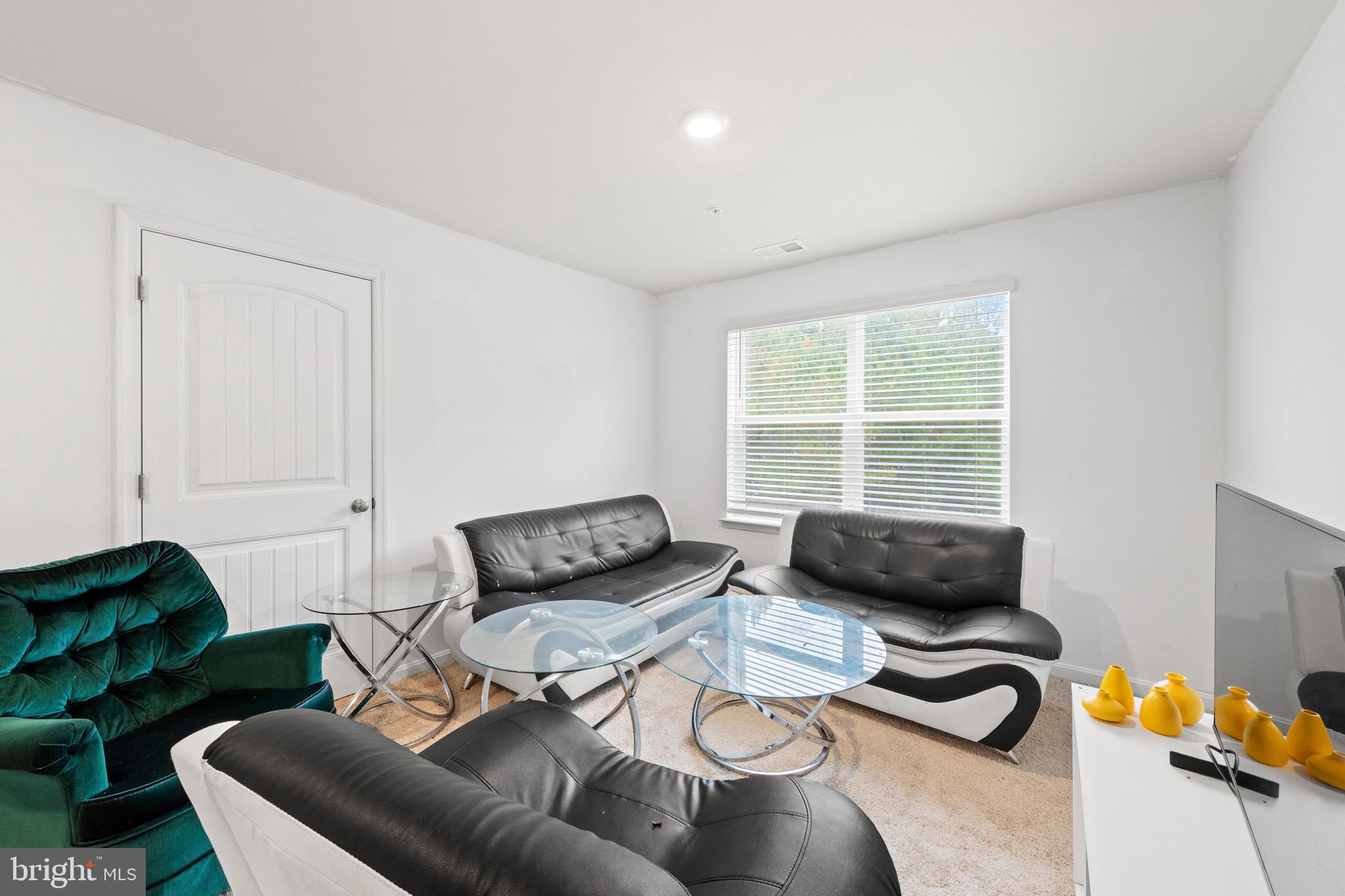 SASSAFRAS MEADOWS - Residential