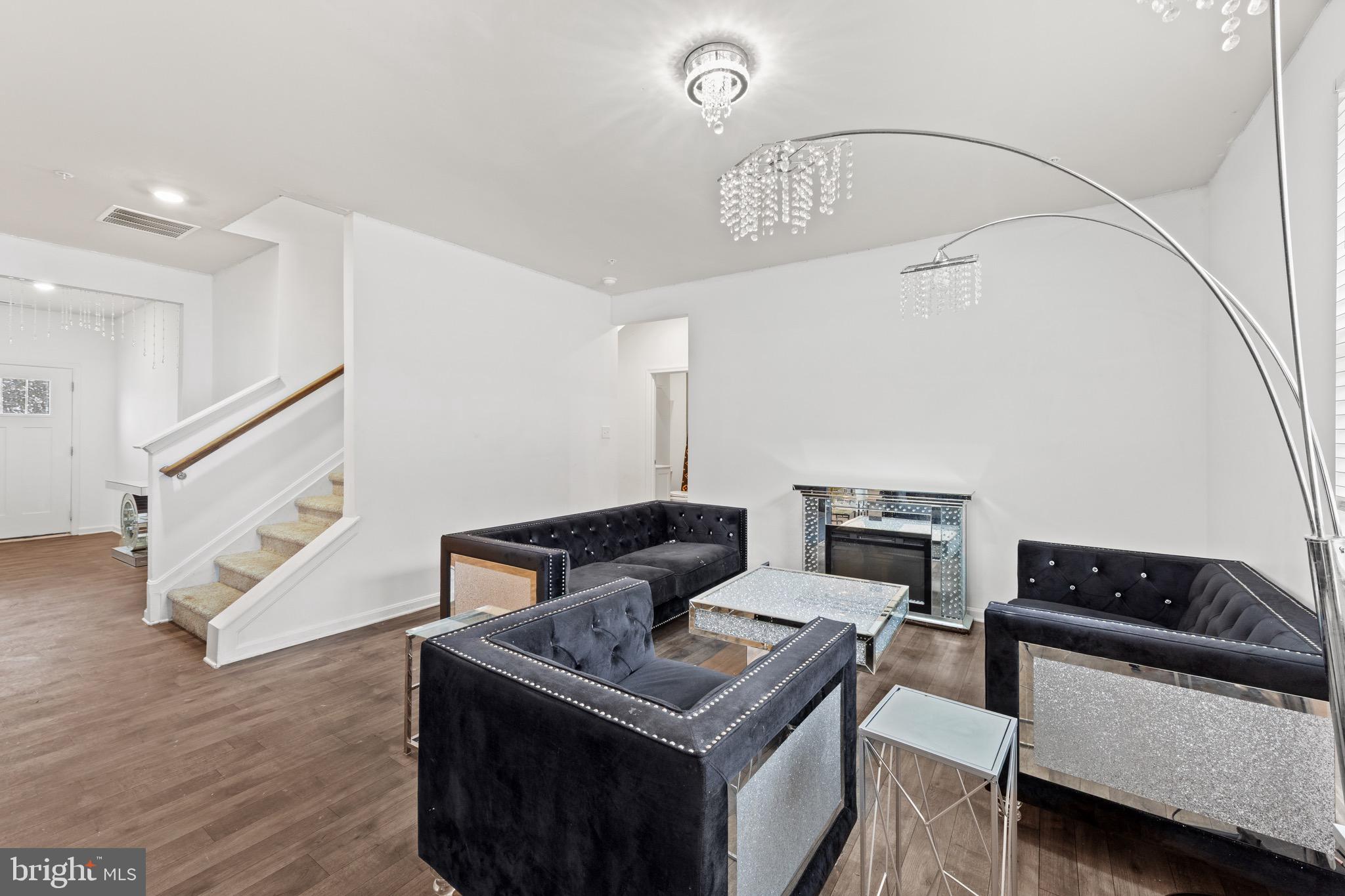 SASSAFRAS MEADOWS - Residential