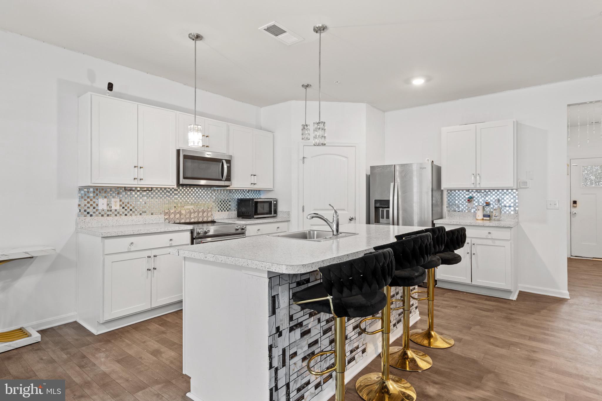 SASSAFRAS MEADOWS - Residential