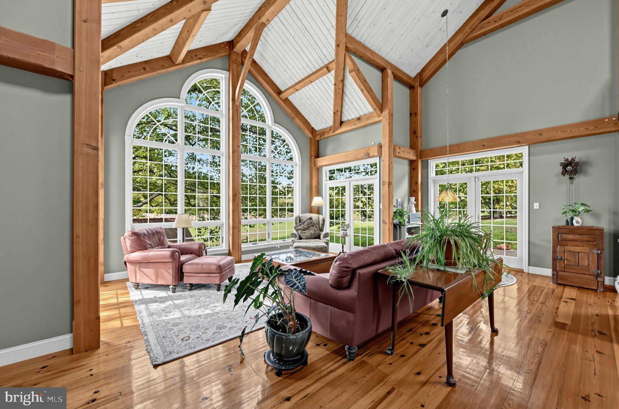 827 COBB HILL LANE