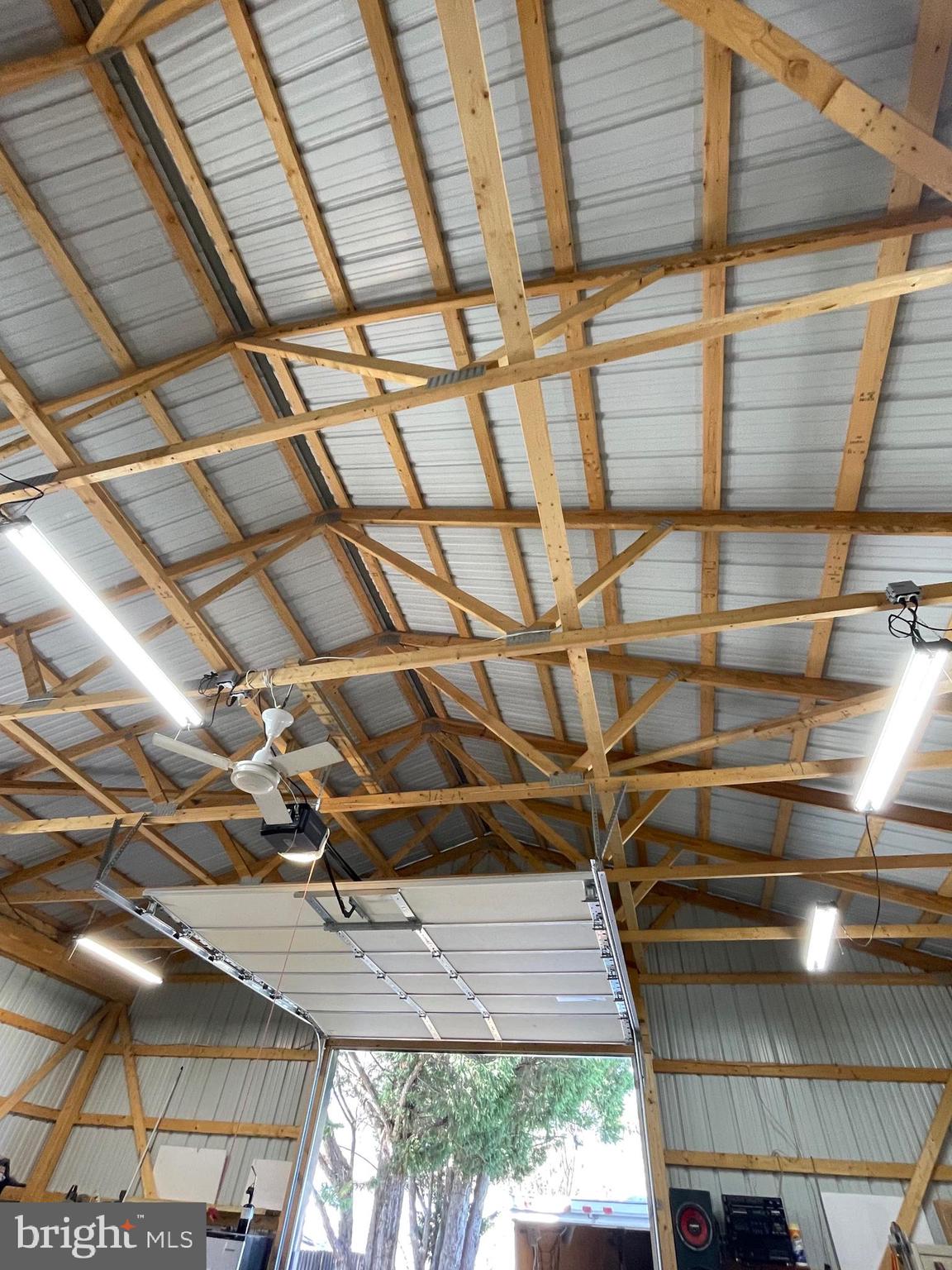 J WAYNE ADAMS - Residential