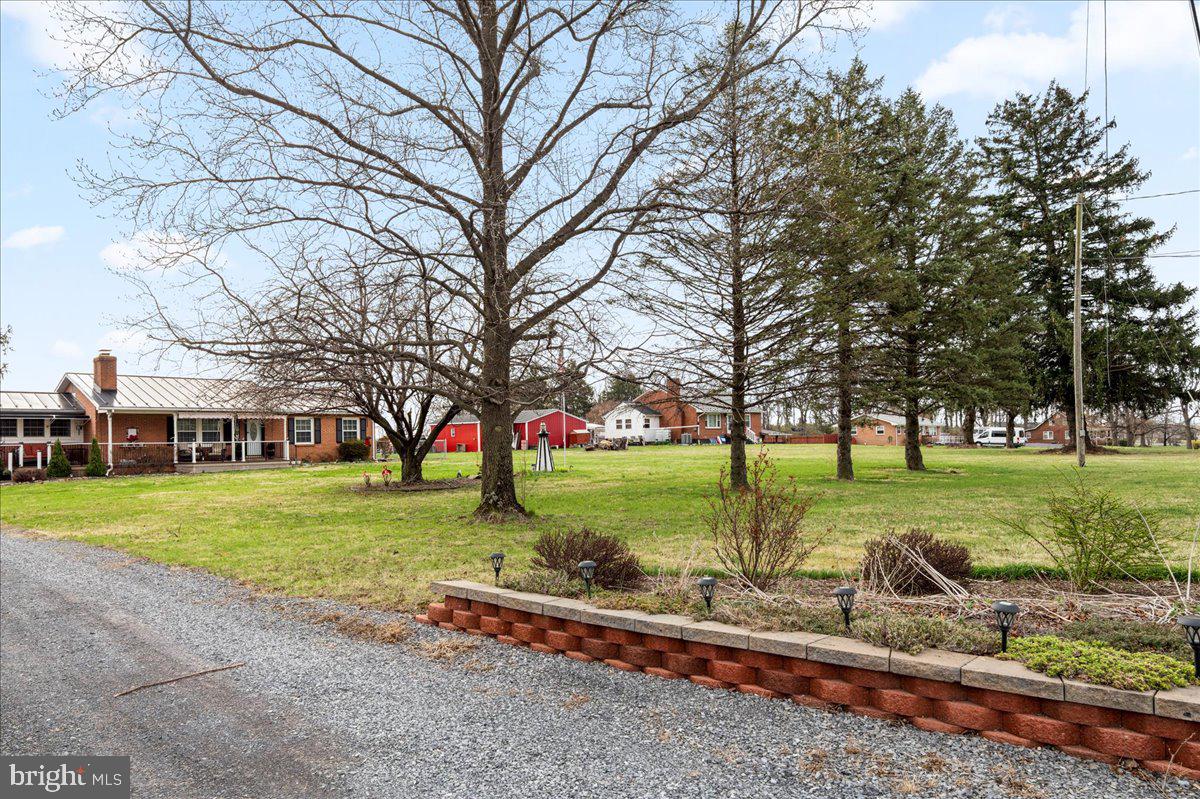 J WAYNE ADAMS - Residential