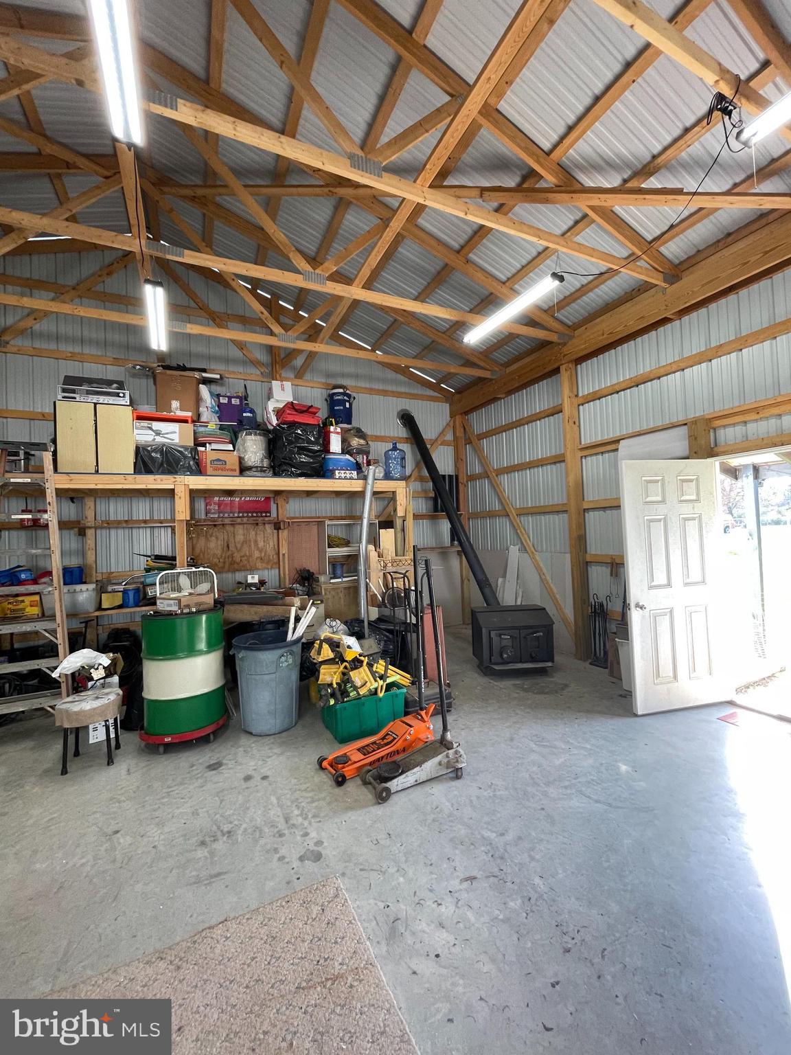 J WAYNE ADAMS - Residential