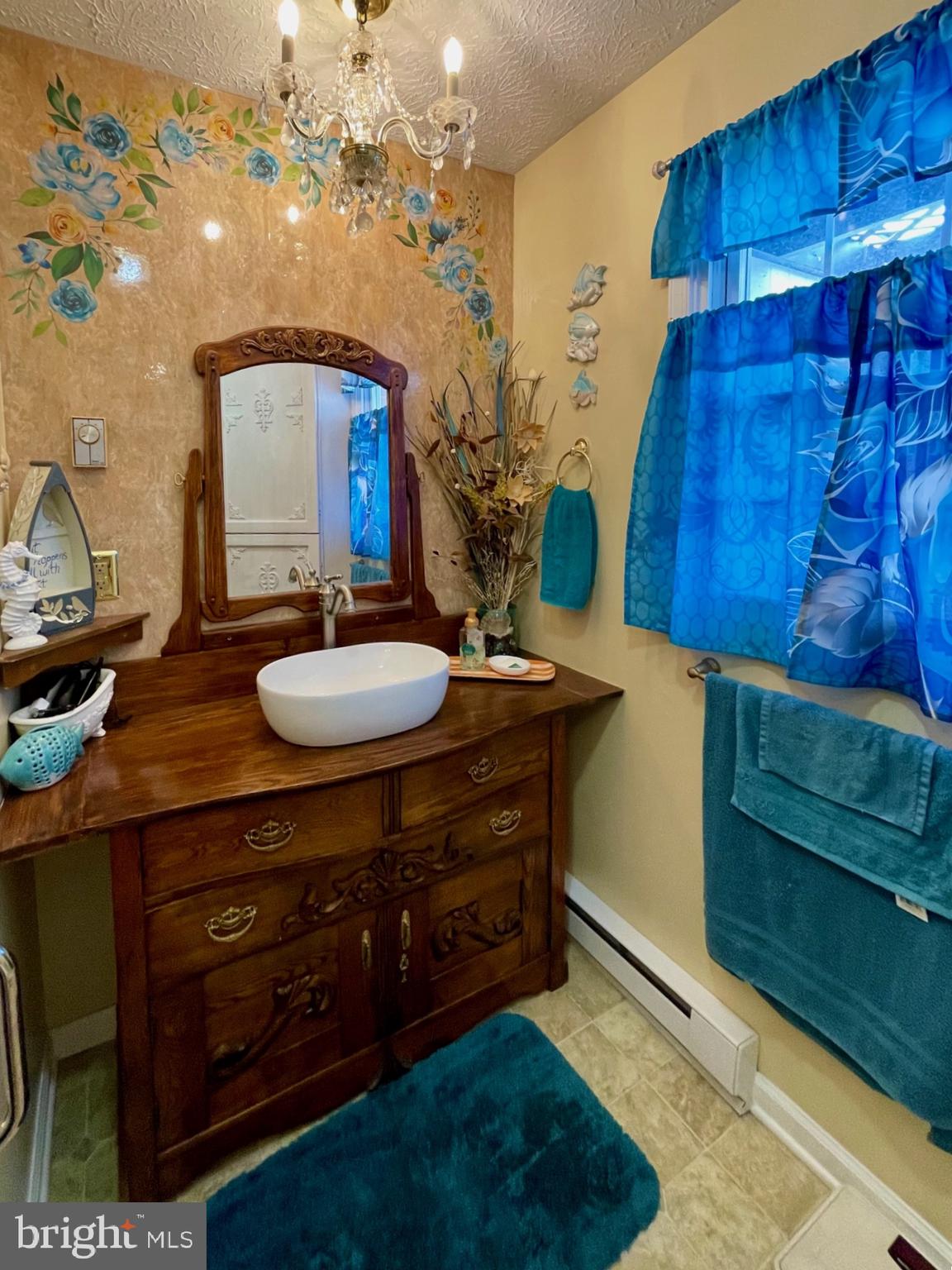 J WAYNE ADAMS - Residential