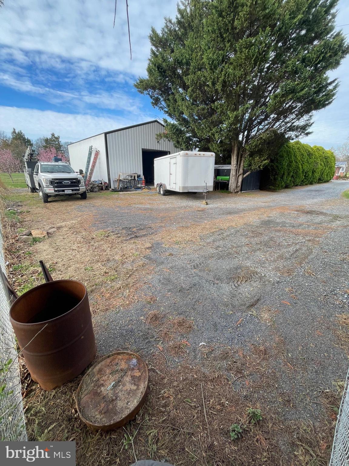 J WAYNE ADAMS - Residential