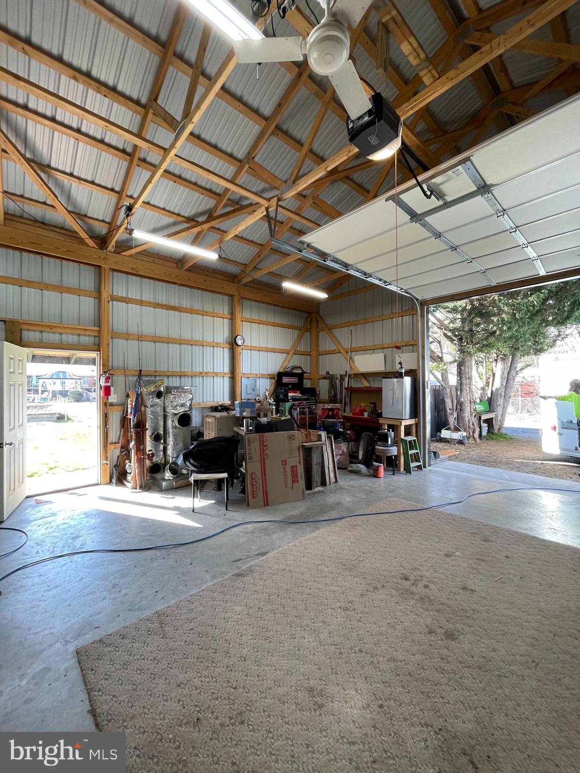 J WAYNE ADAMS - Residential