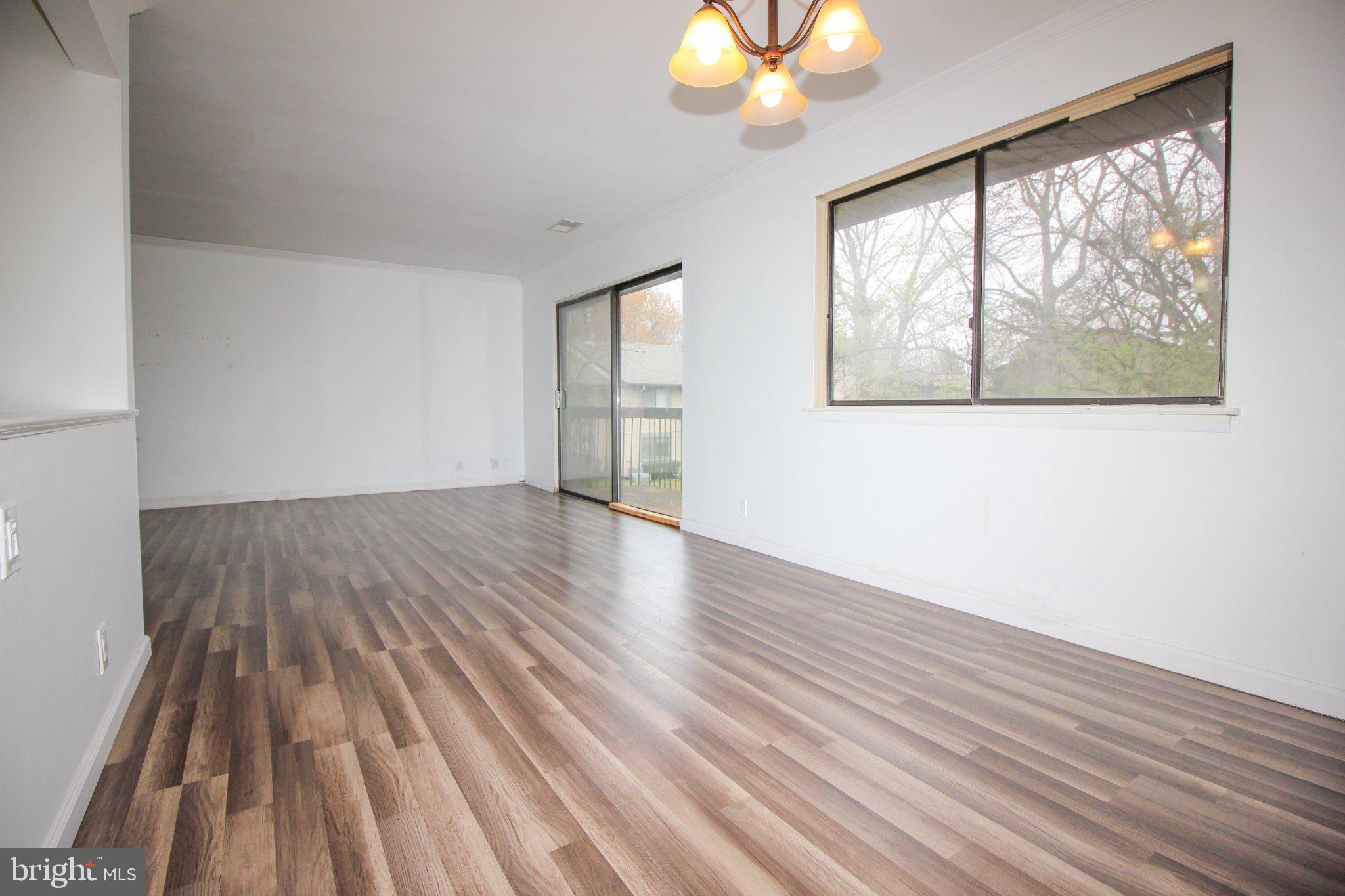 115 E KINGS HIGHWAY 410