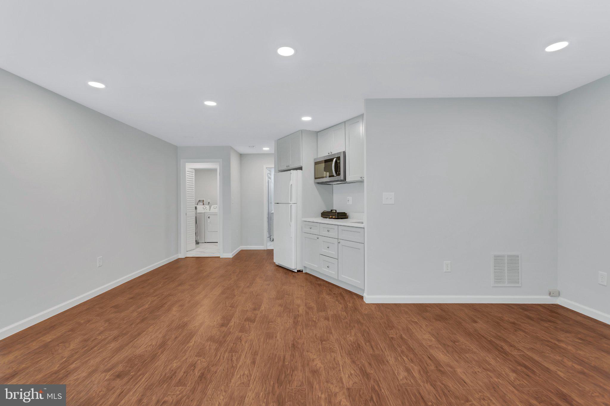 GREENTREE VILLAGE - Residential