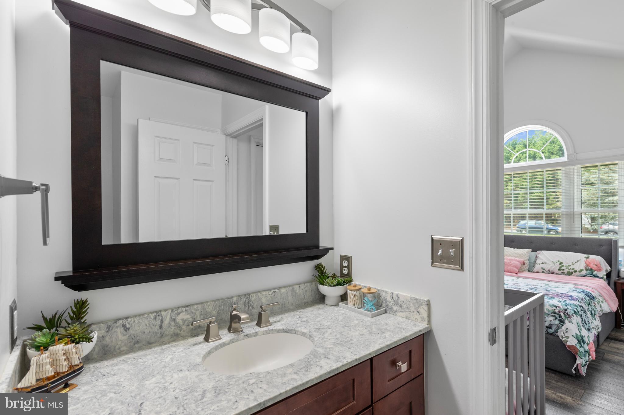 WHITE COVE - Residential