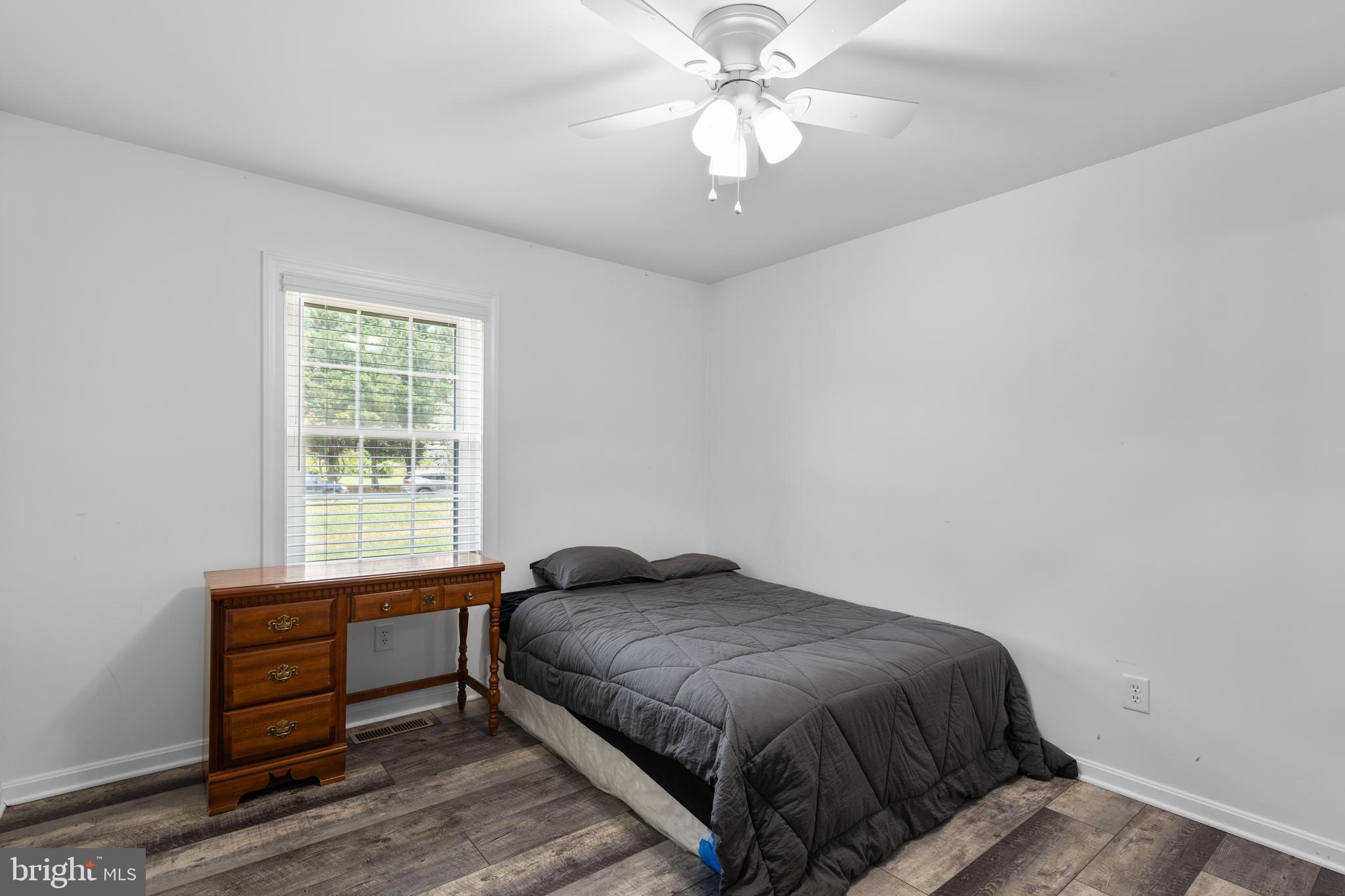 WHITE COVE - Residential