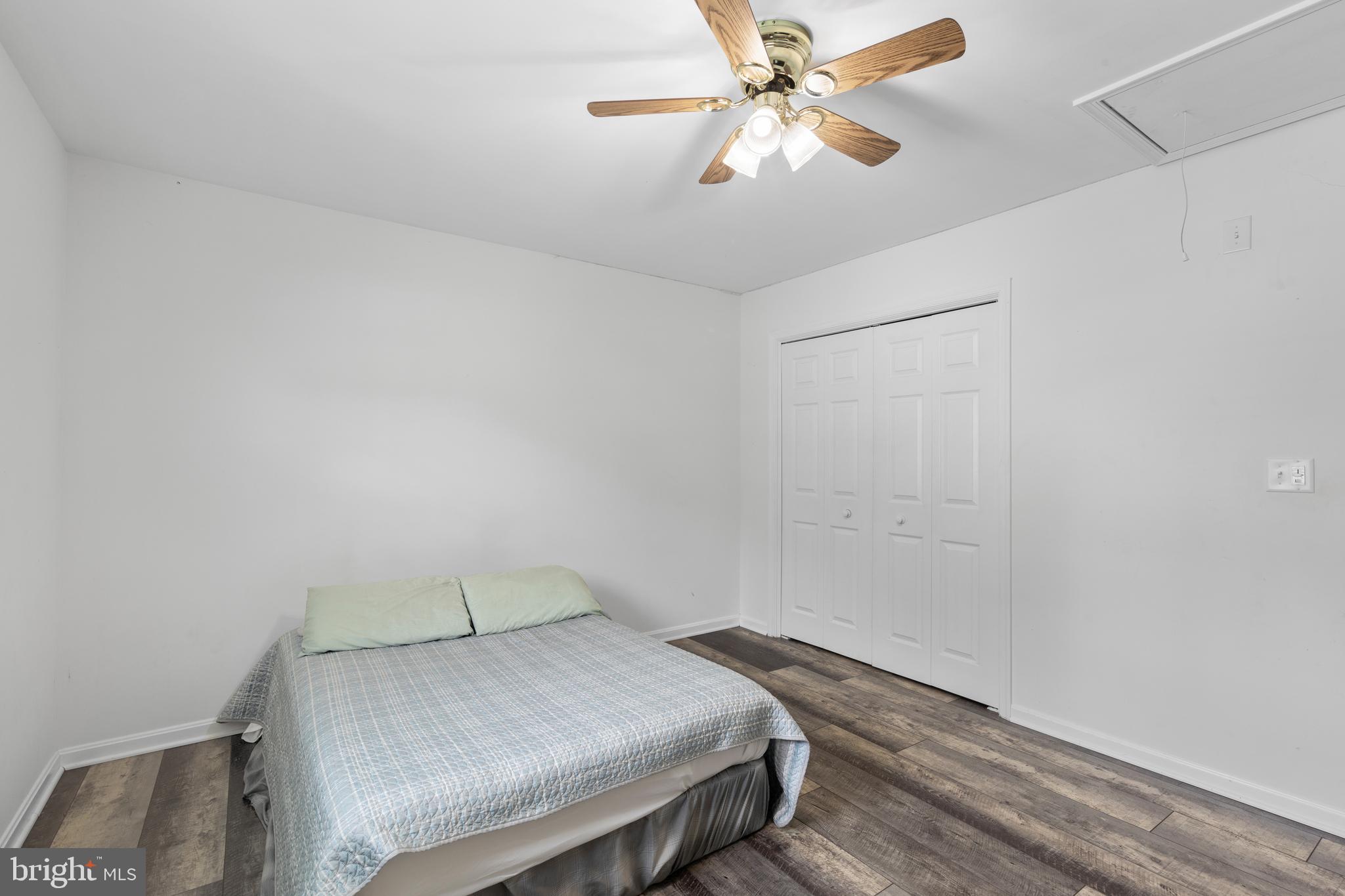 WHITE COVE - Residential