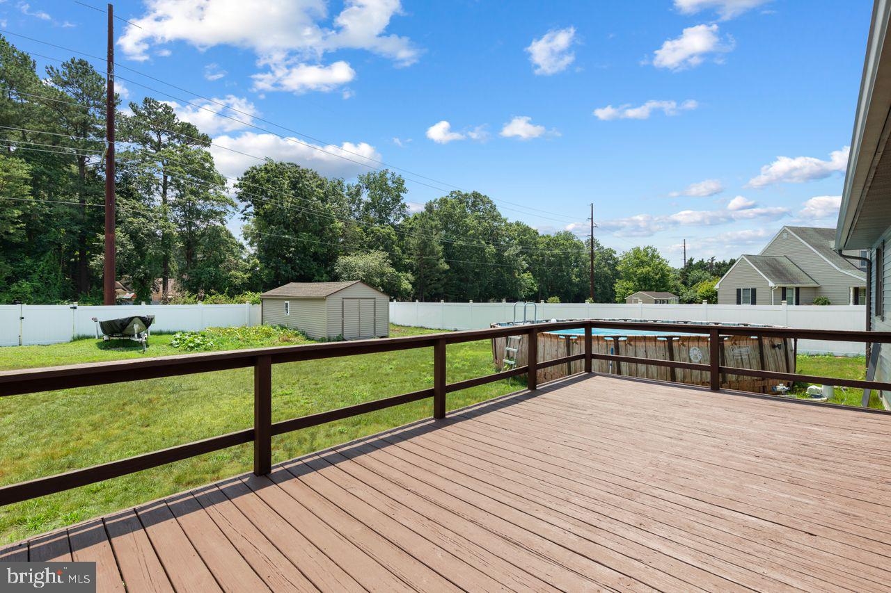 WHITE COVE - Residential