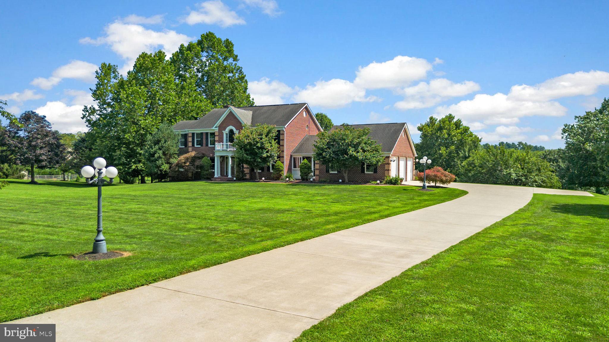 3694 APPLEBY COURT