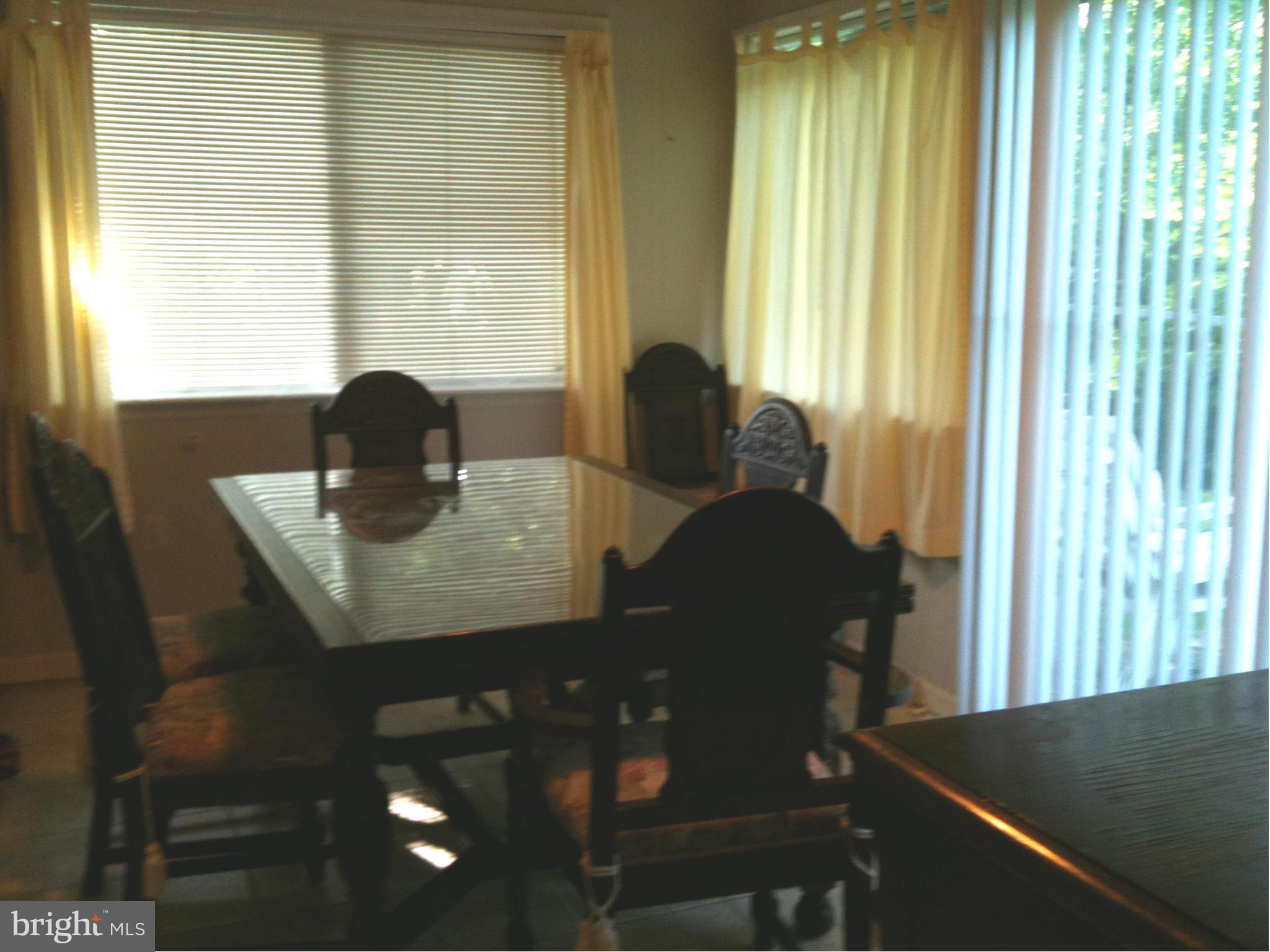 PIMMIT HILLS - Residential Lease