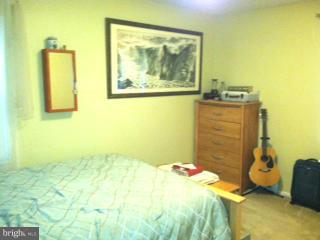 PIMMIT HILLS - Residential Lease