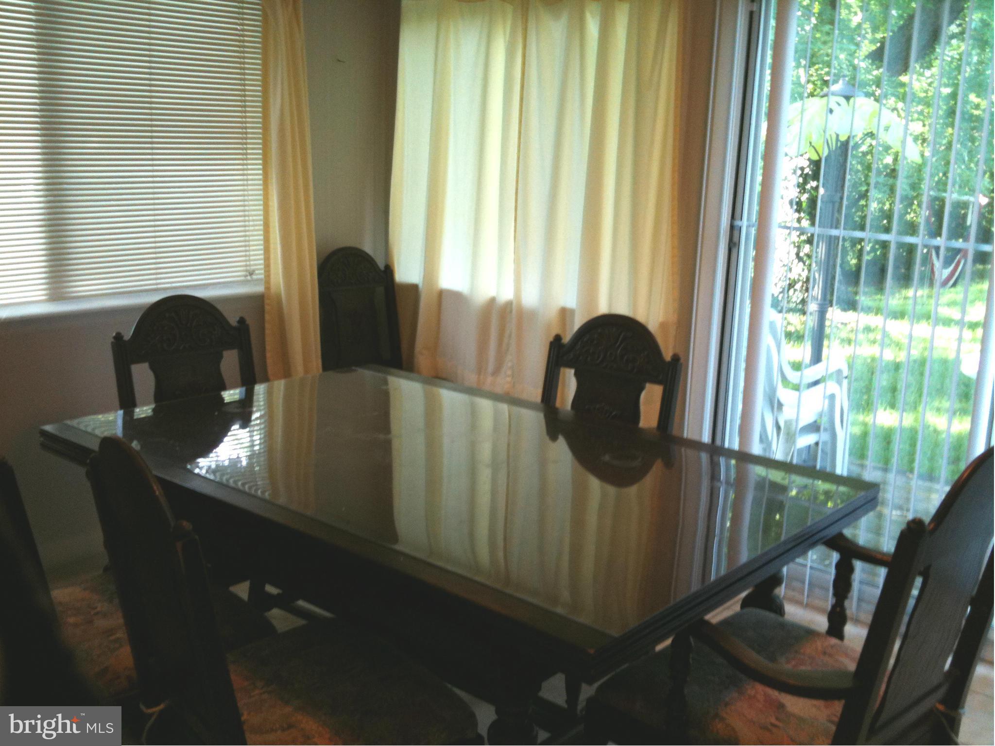 PIMMIT HILLS - Residential Lease