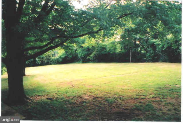 PIMMIT HILLS - Residential Lease