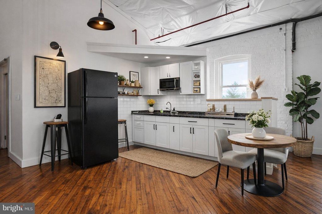 Photo of 117 S West End Avenue, LANCASTER, PA 17603 (MLS # PALA2084610)