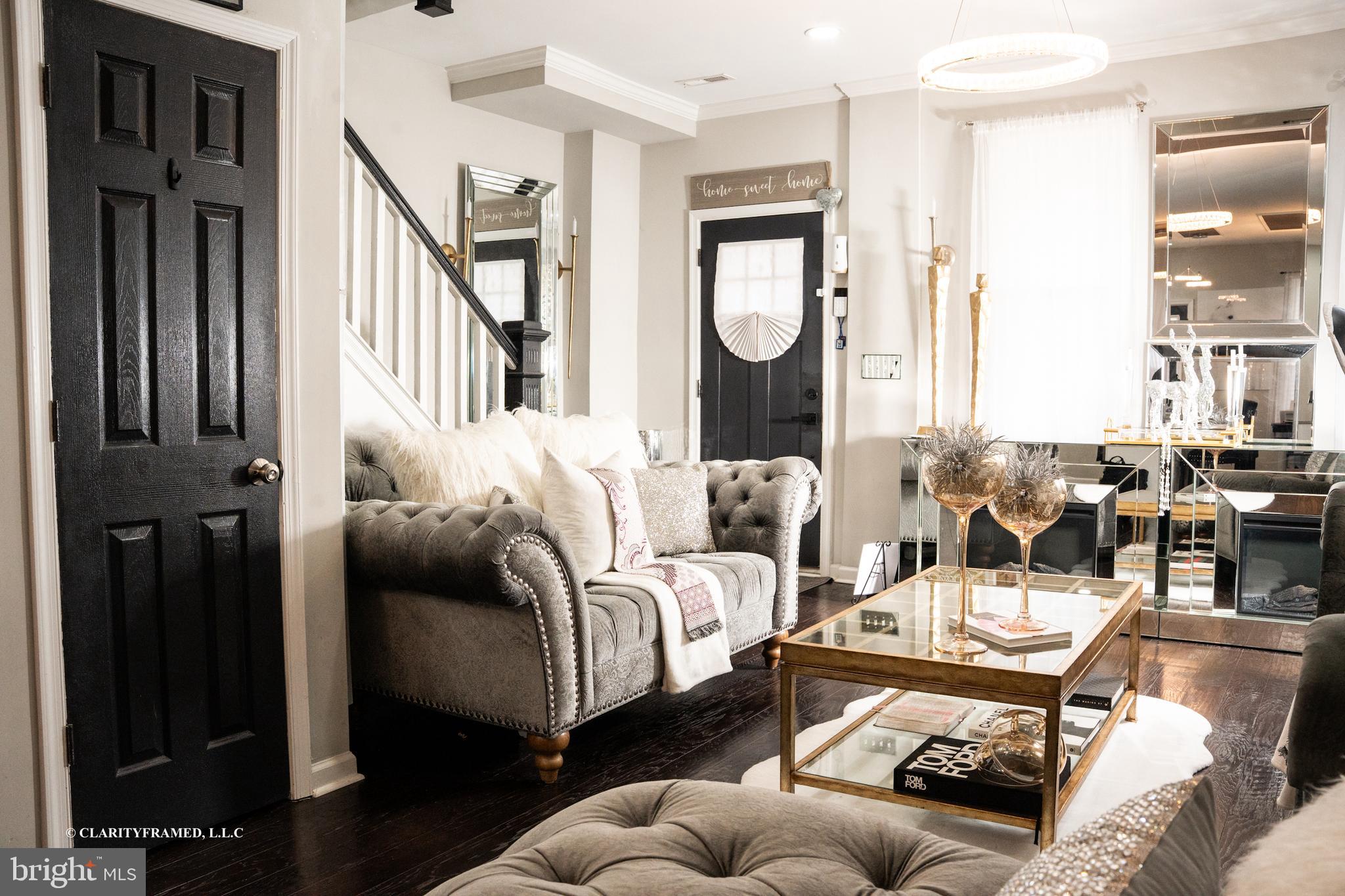 3402 W MULBERRY STREET