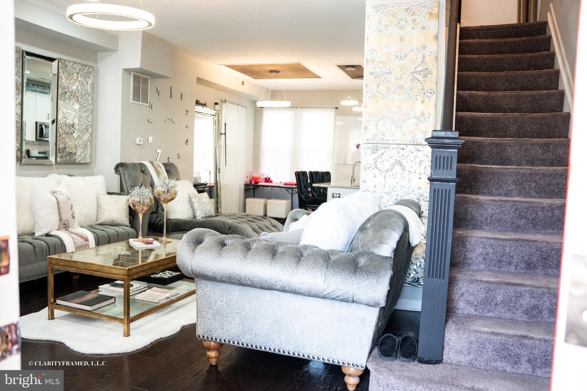 3402 W MULBERRY STREET