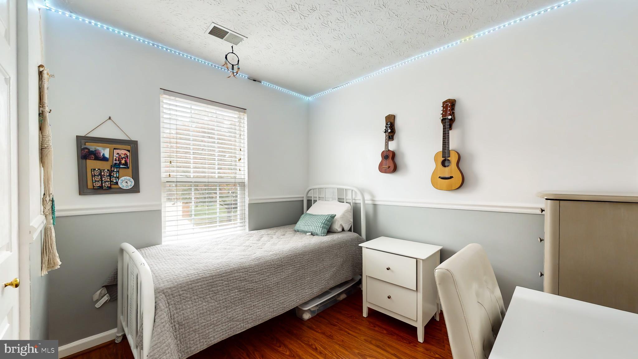 PINEY ORCHARD - Residential