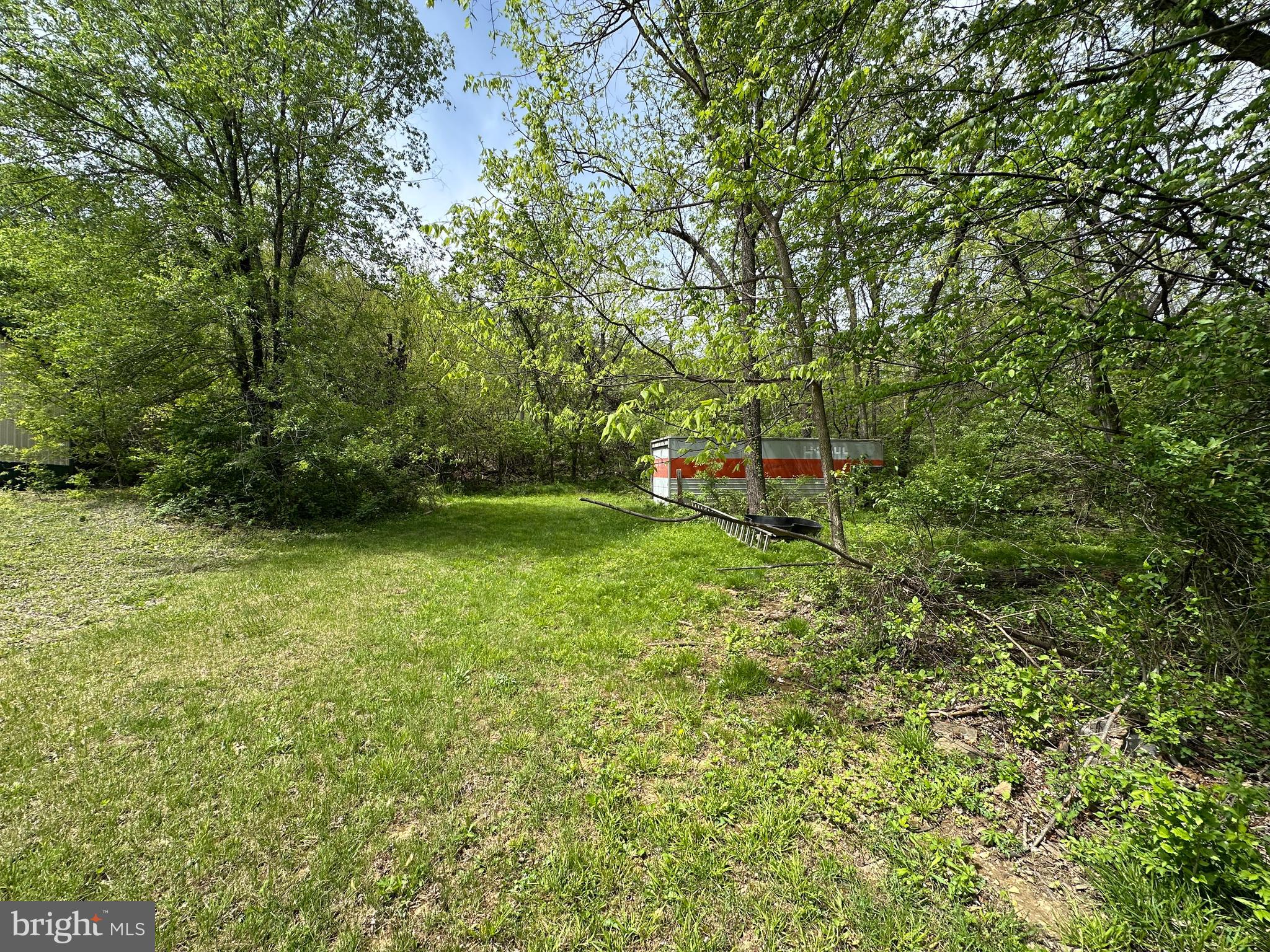 ROLLING HILLS - Residential