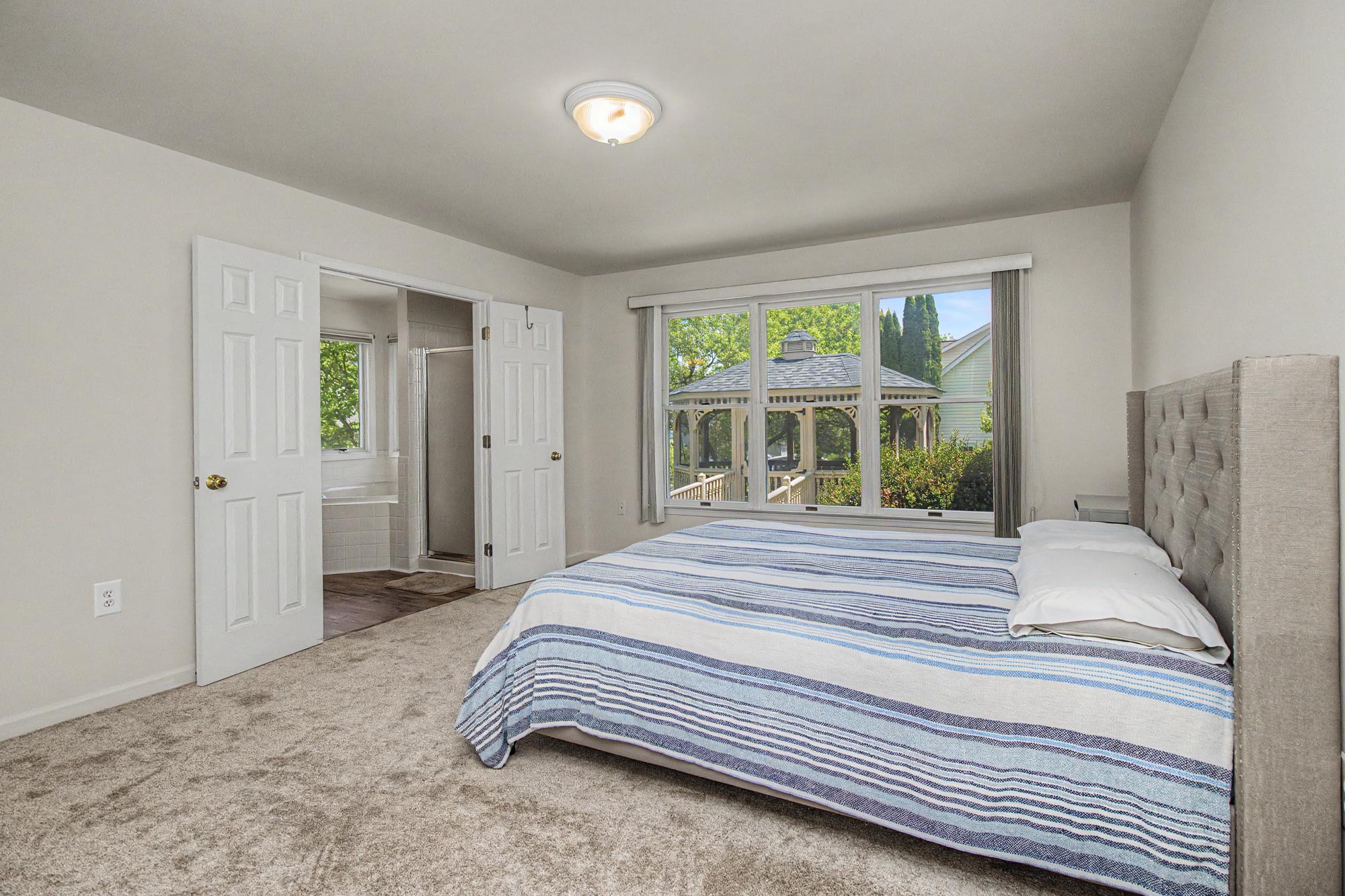 QUAIL MEADOW - Residential