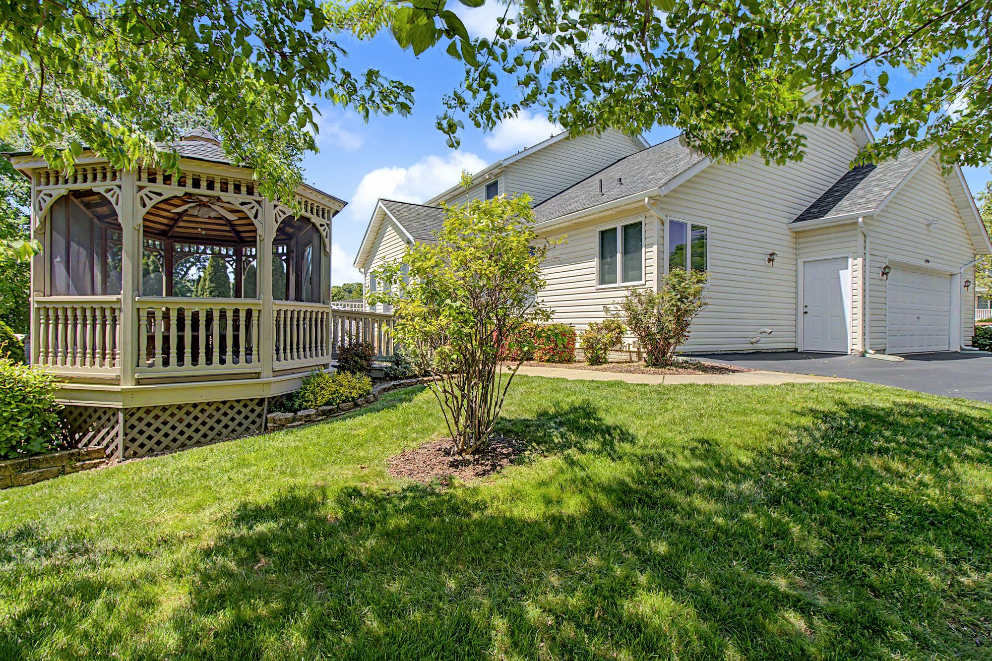 QUAIL MEADOW - Residential