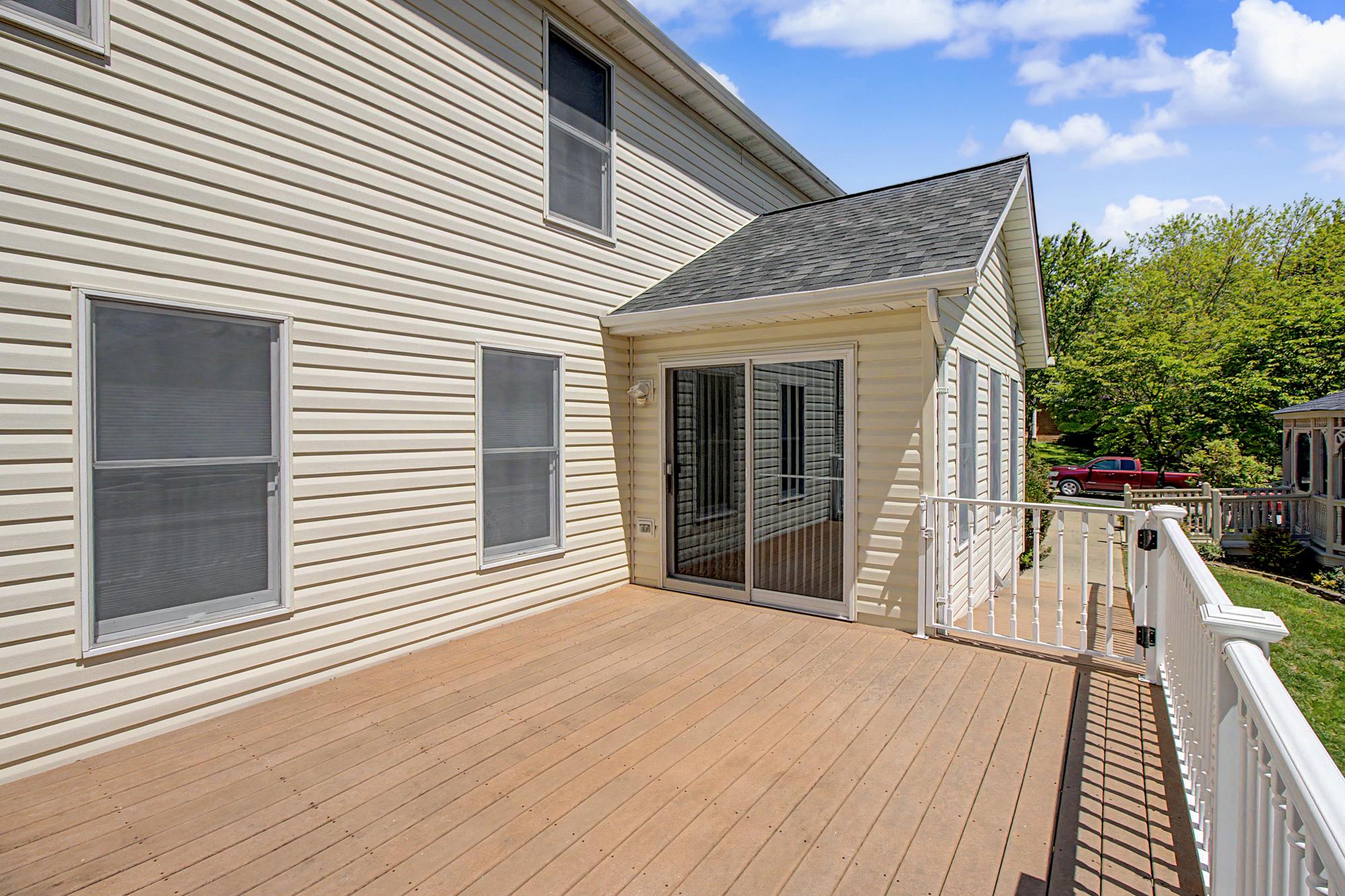 QUAIL MEADOW - Residential