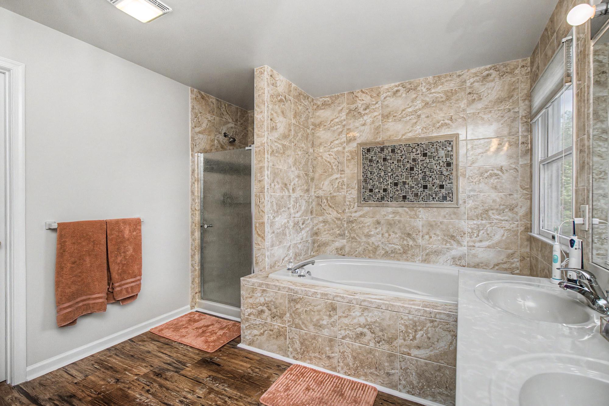 QUAIL MEADOW - Residential