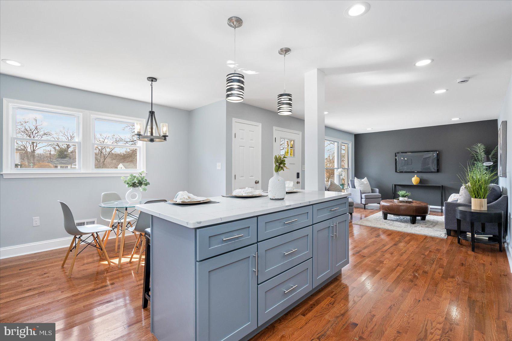 WOODMOOR ESTATES - Residential