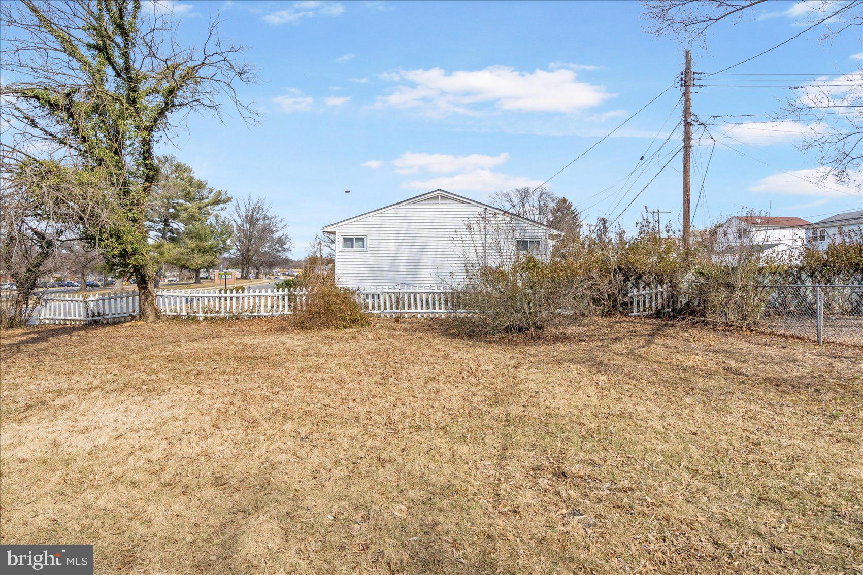 WOODMOOR ESTATES - Residential