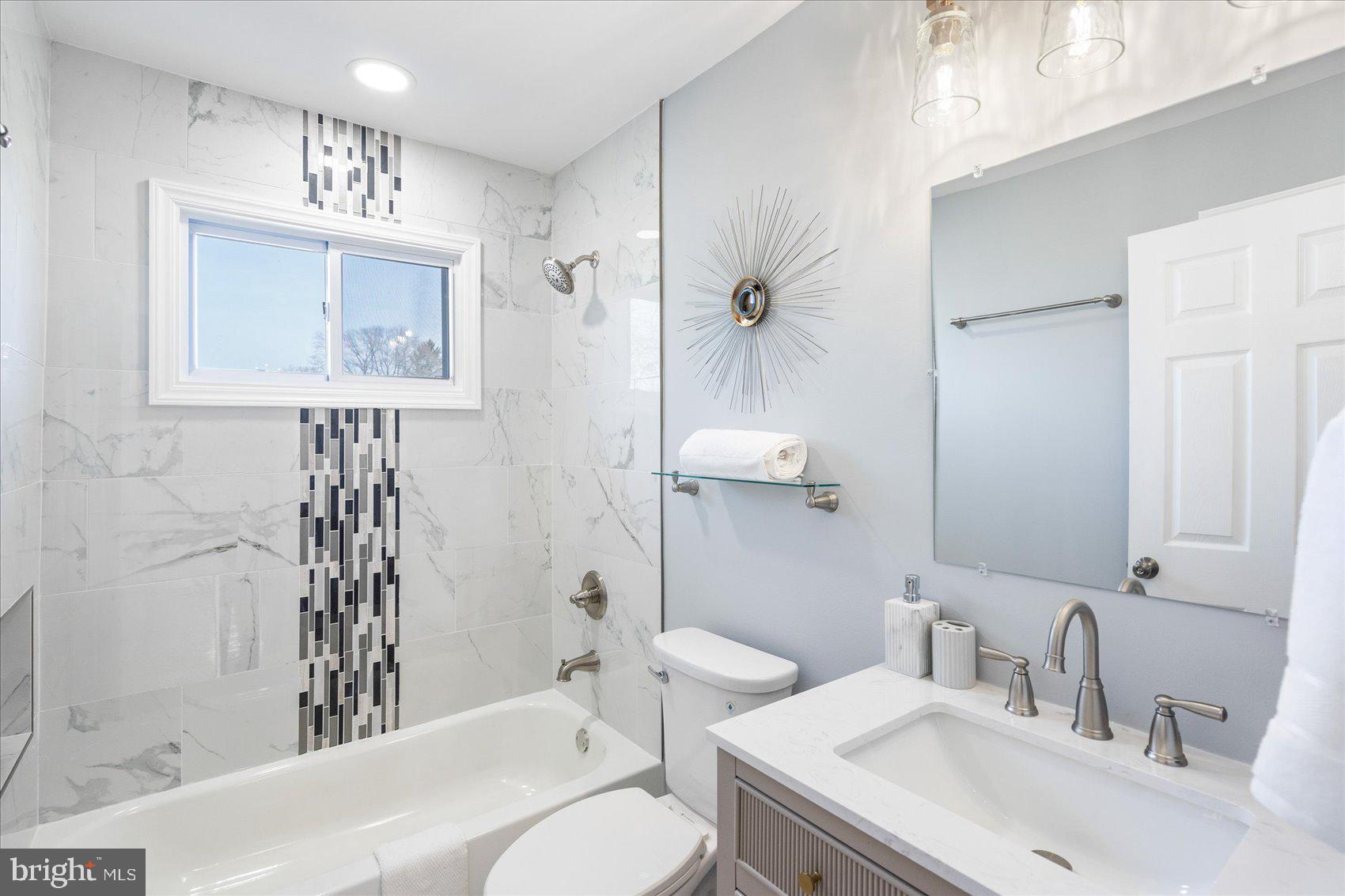 WOODMOOR ESTATES - Residential