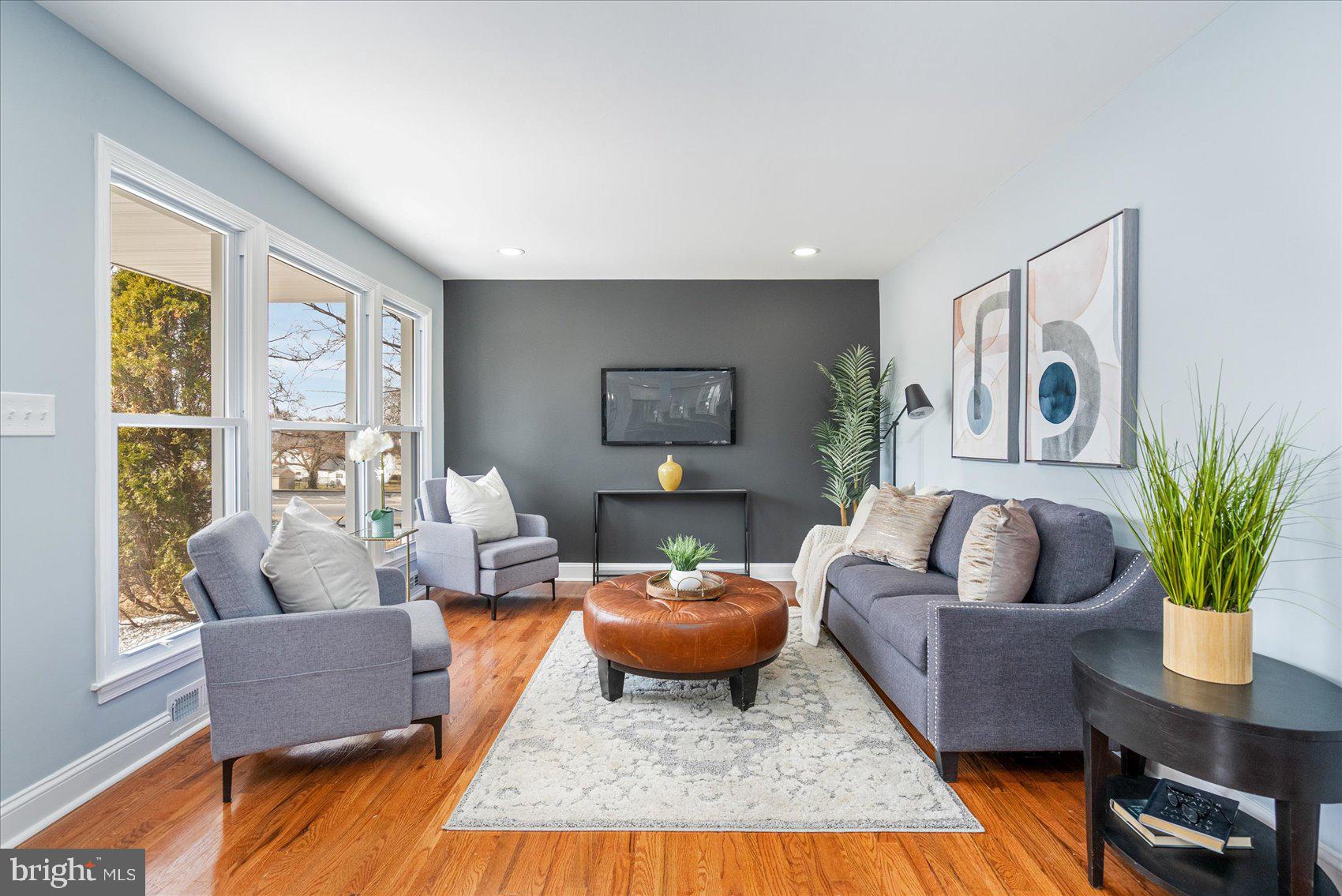 WOODMOOR ESTATES - Residential