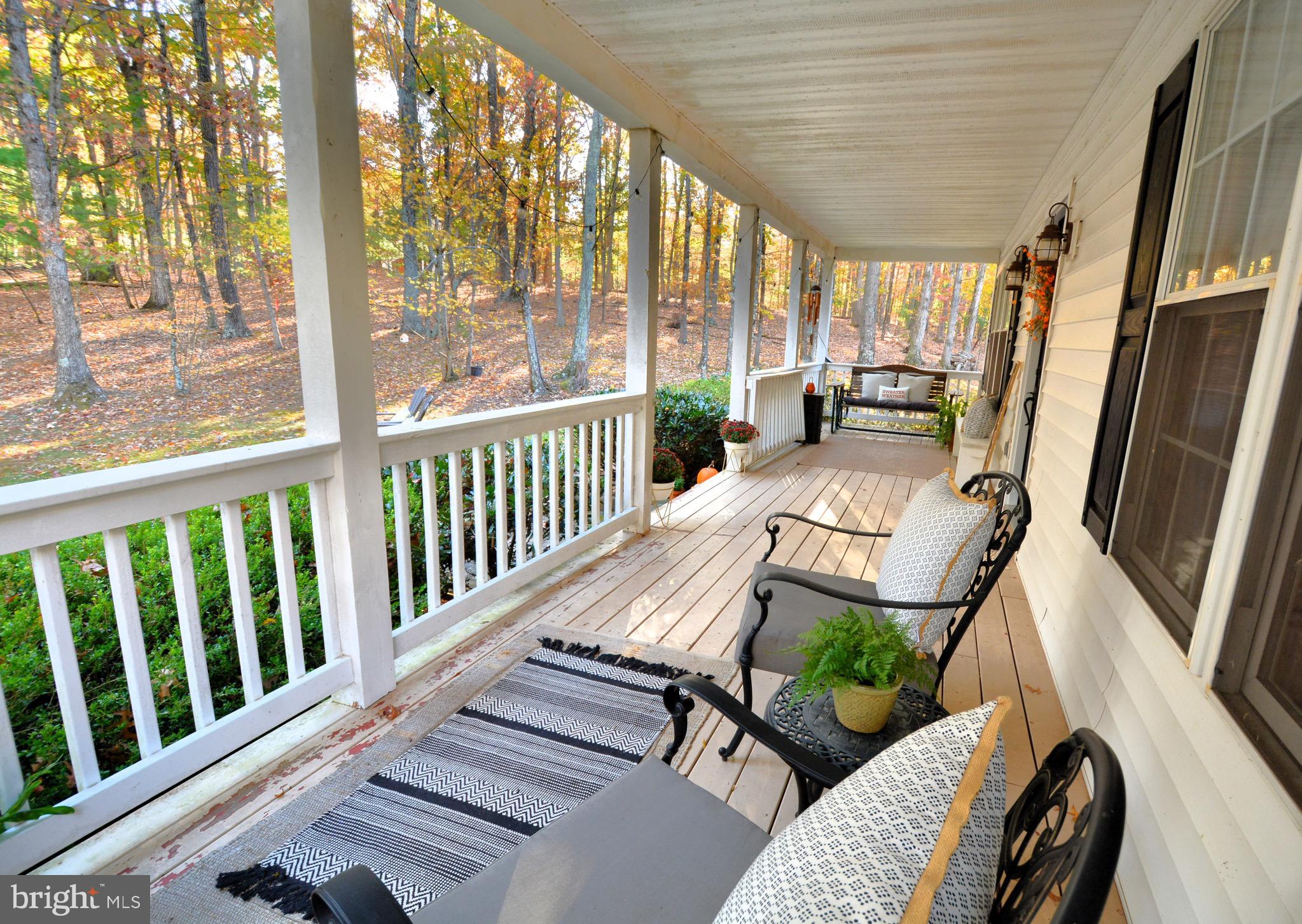 160 COUNTRY SQUIRE LANE