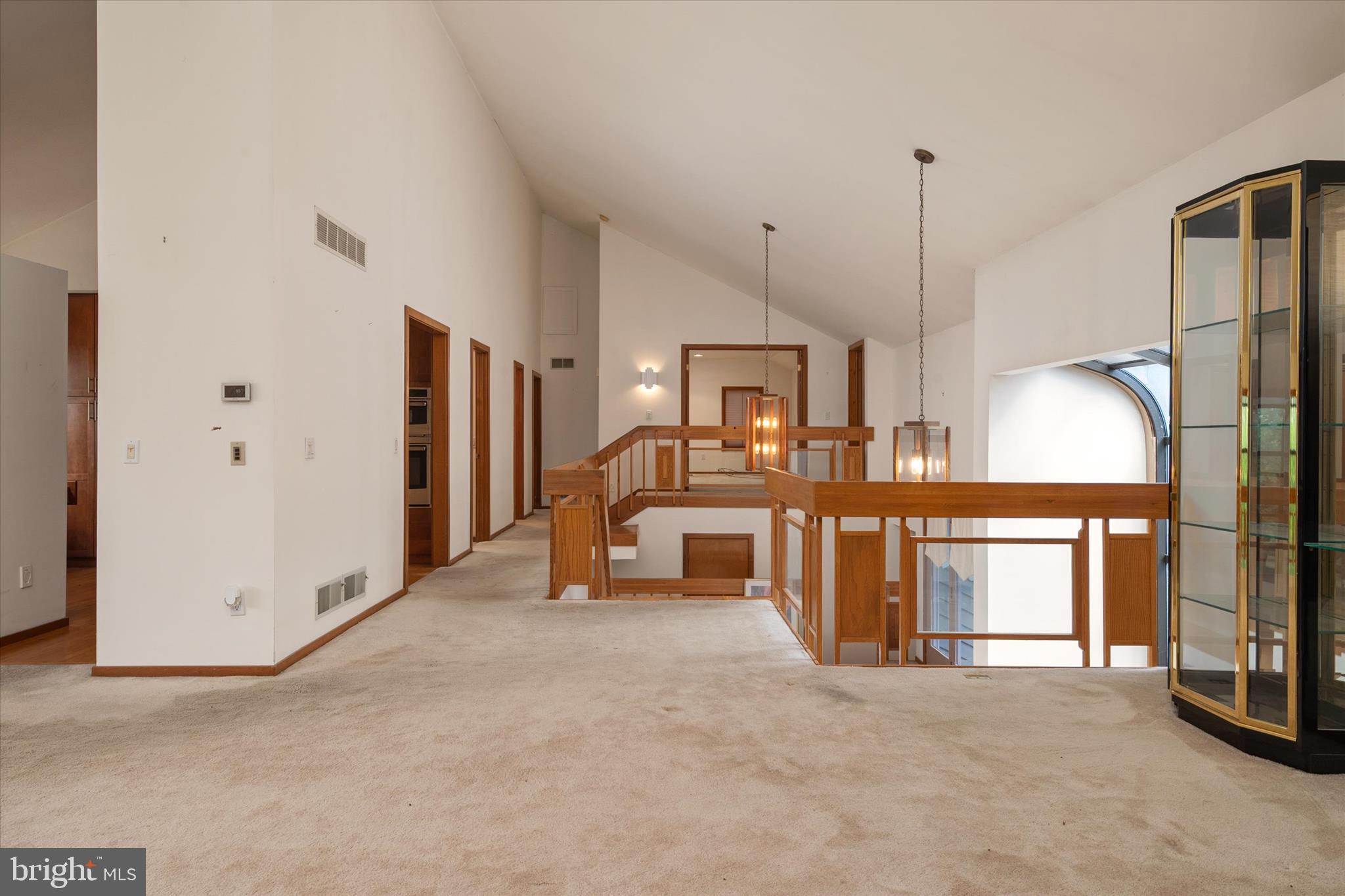 BROADVIEW ESTATES - Residential