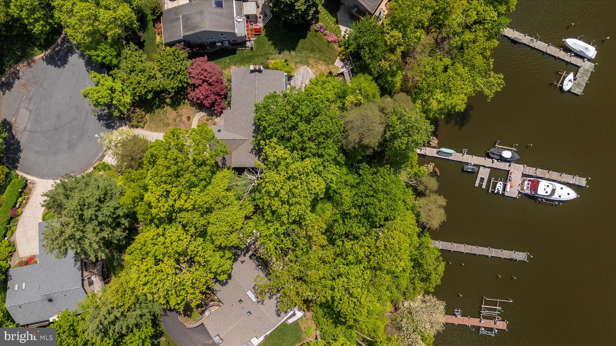 BROADVIEW ESTATES - Residential