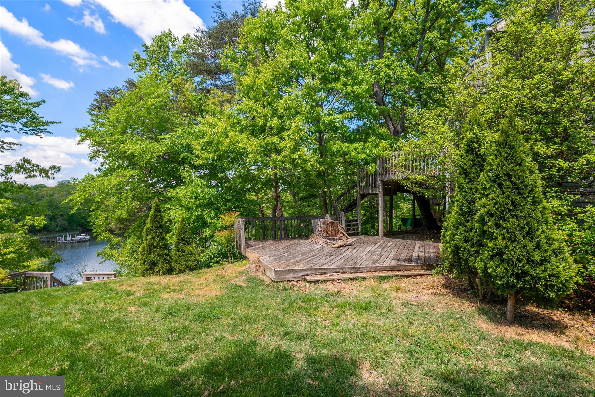 BROADVIEW ESTATES - Residential