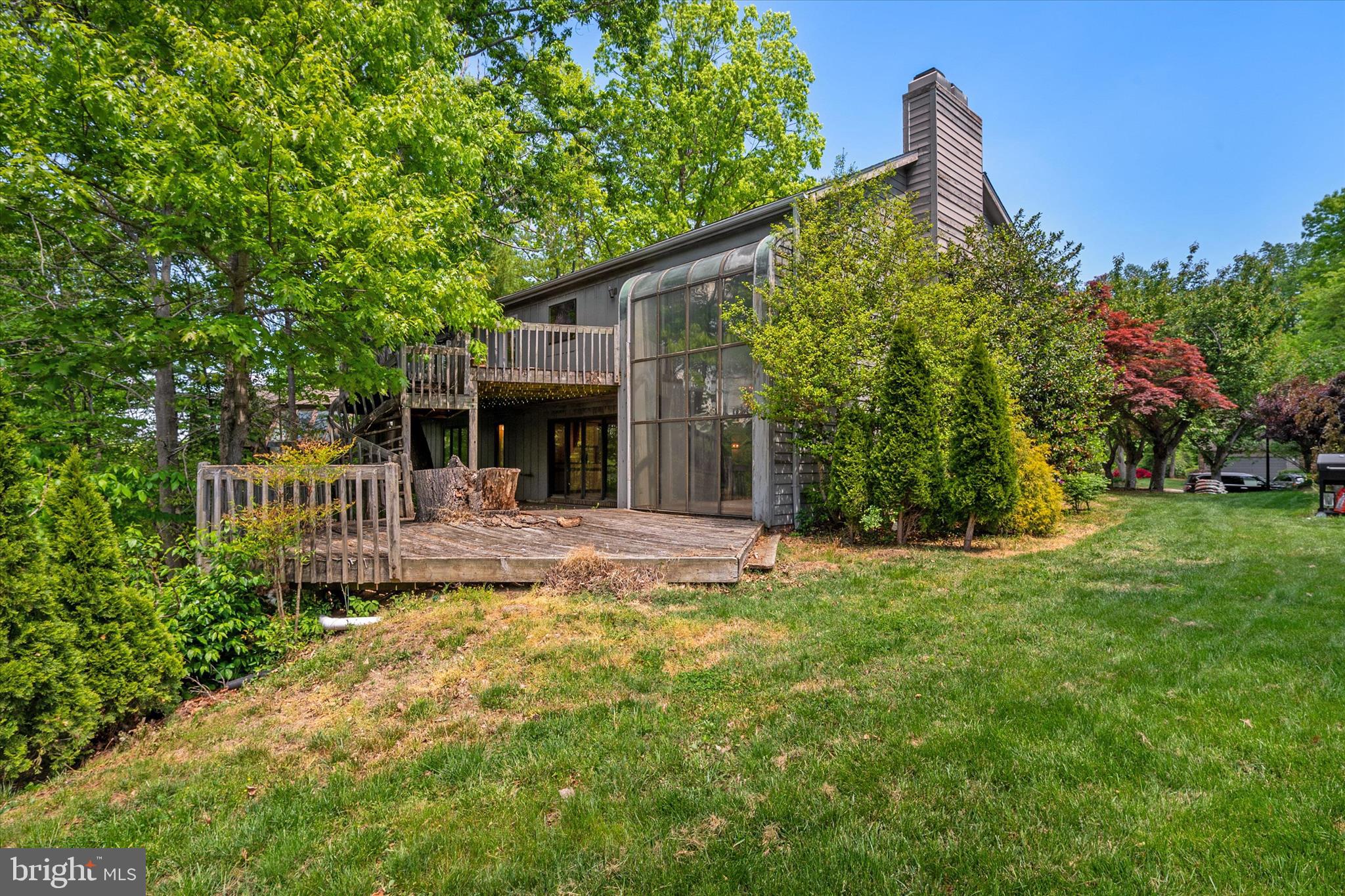 BROADVIEW ESTATES - Residential