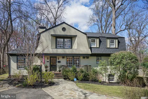 1830 Massachusetts Avenue, McLean, VA 22101 - #: VAFX2223466