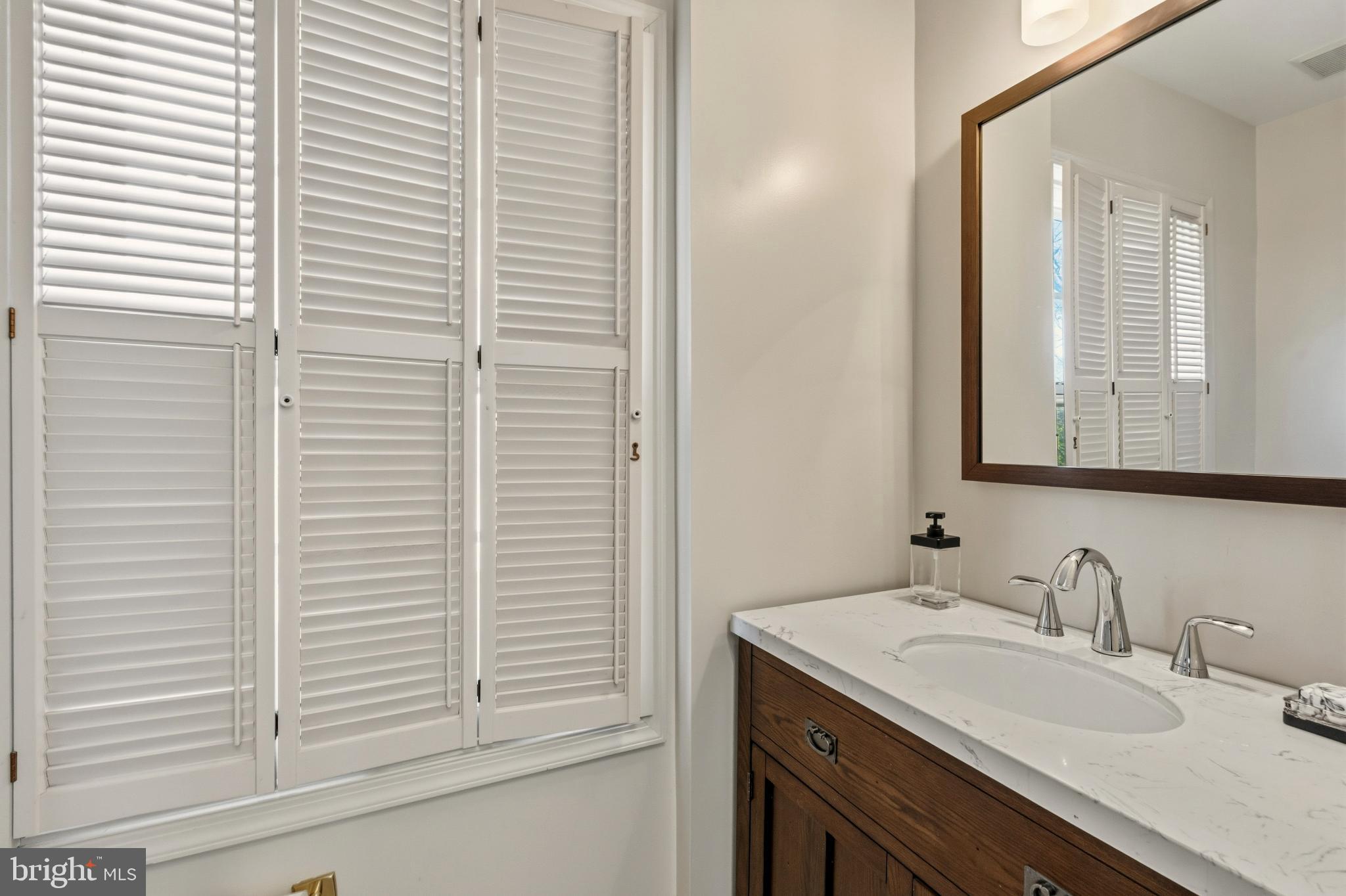 SEVEN OAKS - Residential